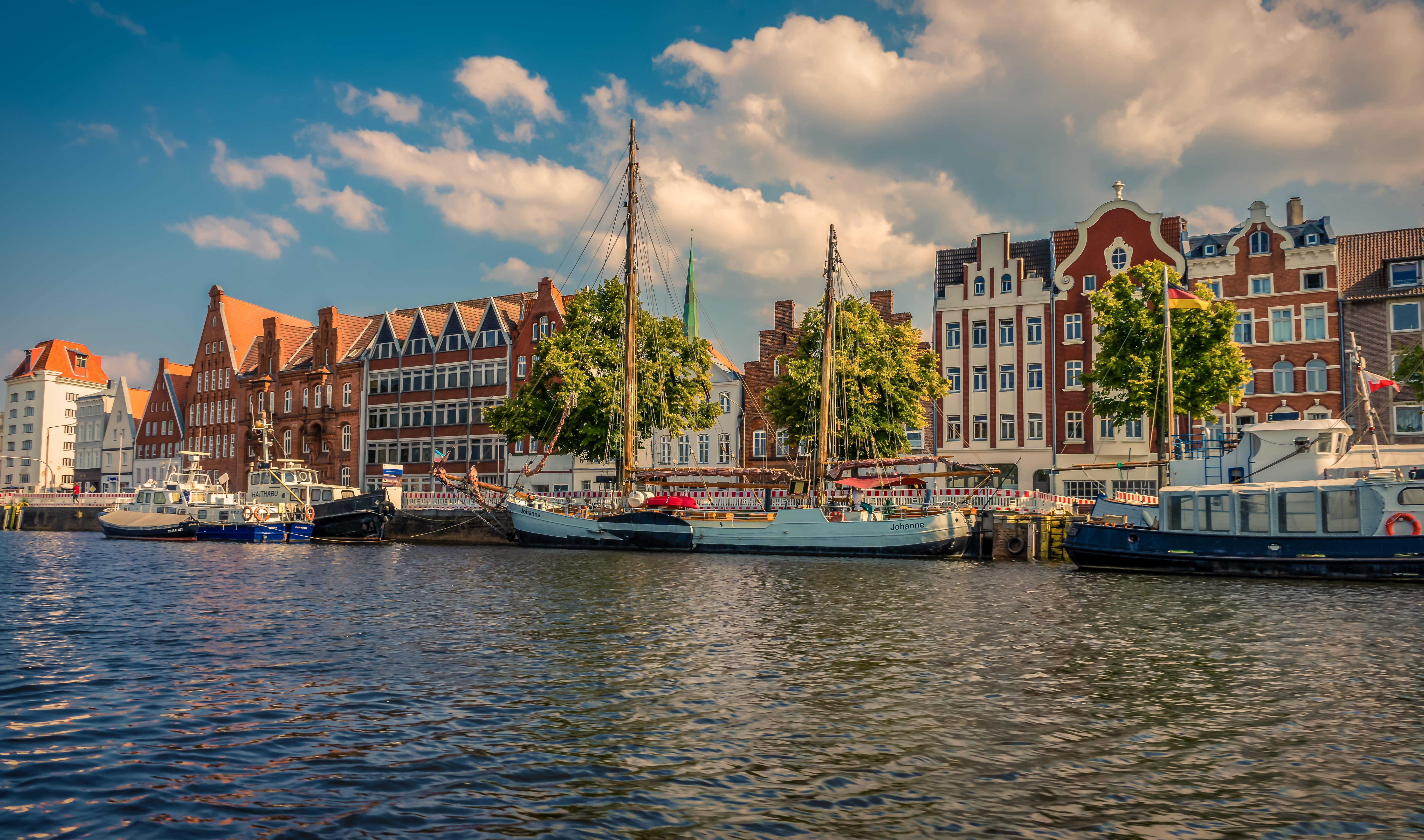 mode of transportation, sky, residential district, no people, passenger craft, ships, cityscape, sailboat, waterfront, summer, harbor, houses, transportation, HD Wallpaper