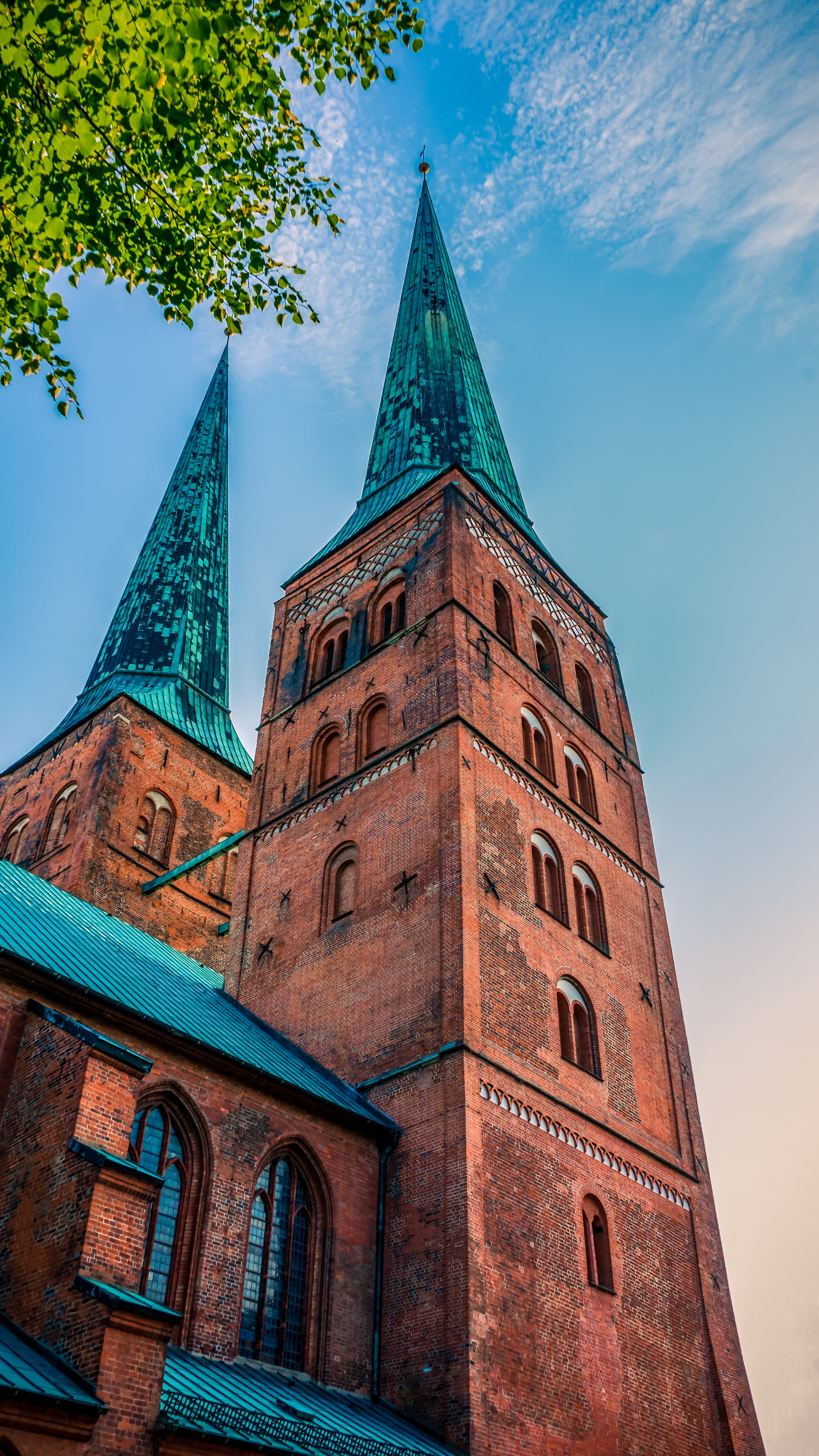church steeples, nature, old, travel destinations, religion, building exterior, clock, facade, built structure, place of worship, no people, spirituality, Phone HD Wallpaper