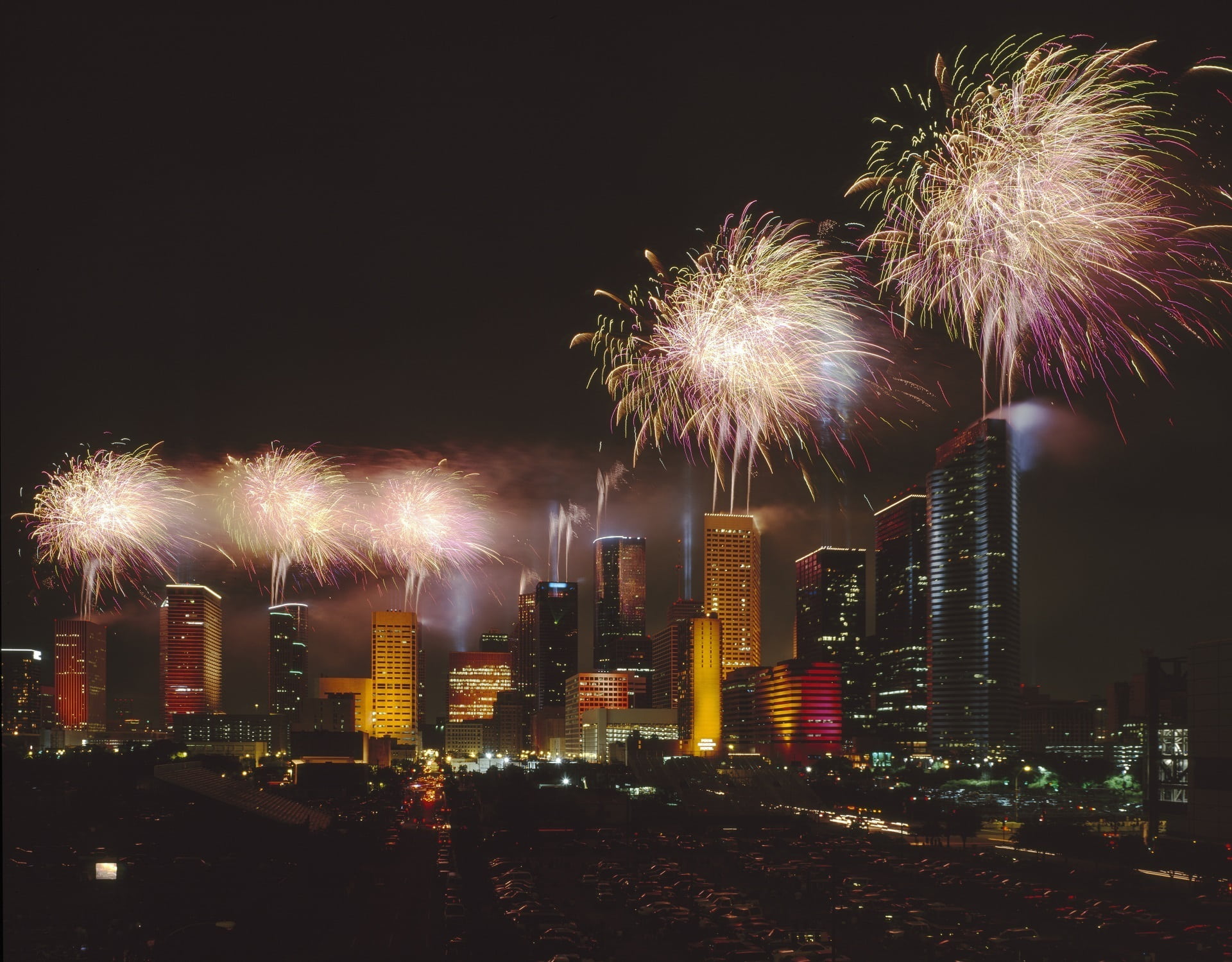 festive, houston, outdoors, texas, built structure, firework - man made object, long exposure, firework display, illumination, exploding, buildings, urban, HD Wallpaper