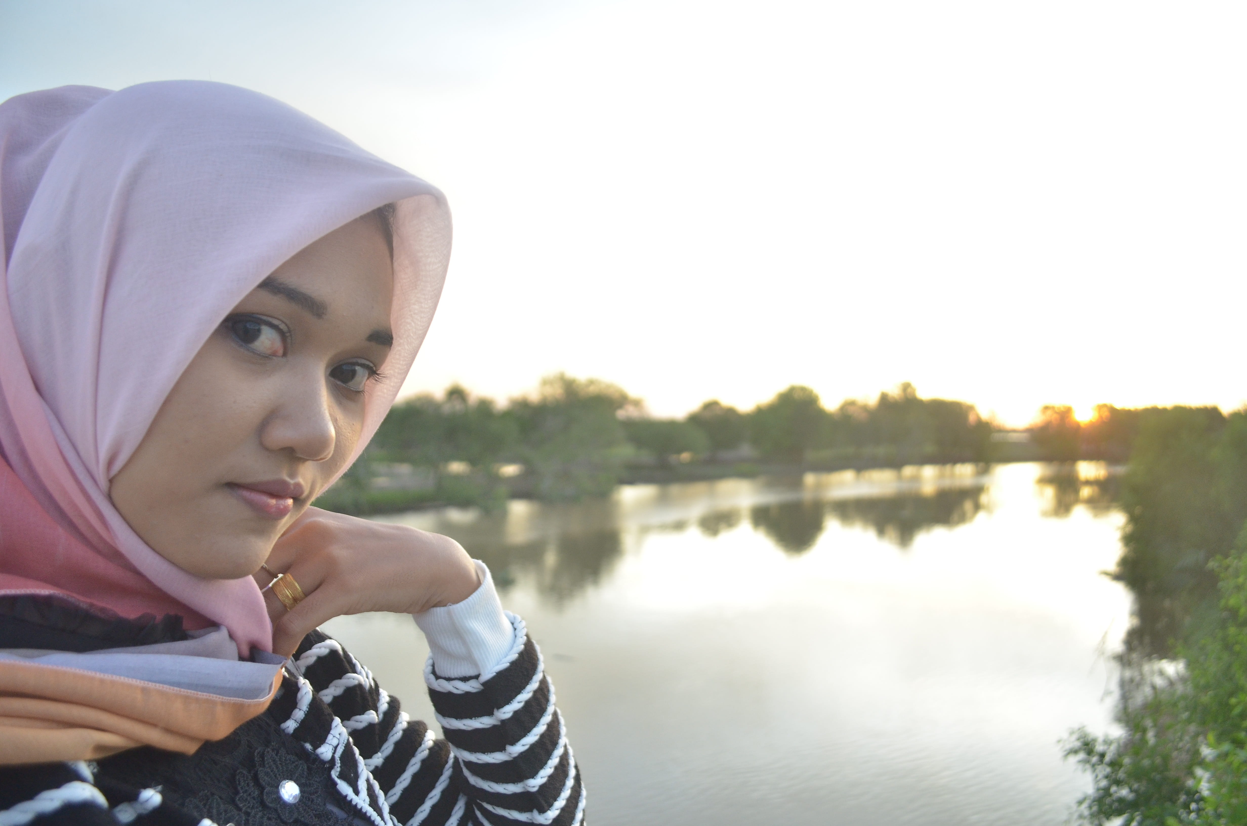 lifestyles, headscarf, aceh, headshot, adult, water, young women, nature, 4K, lake, young adult, beautiful woman, one person, sunlight, women, contemplation, HD Wallpaper
