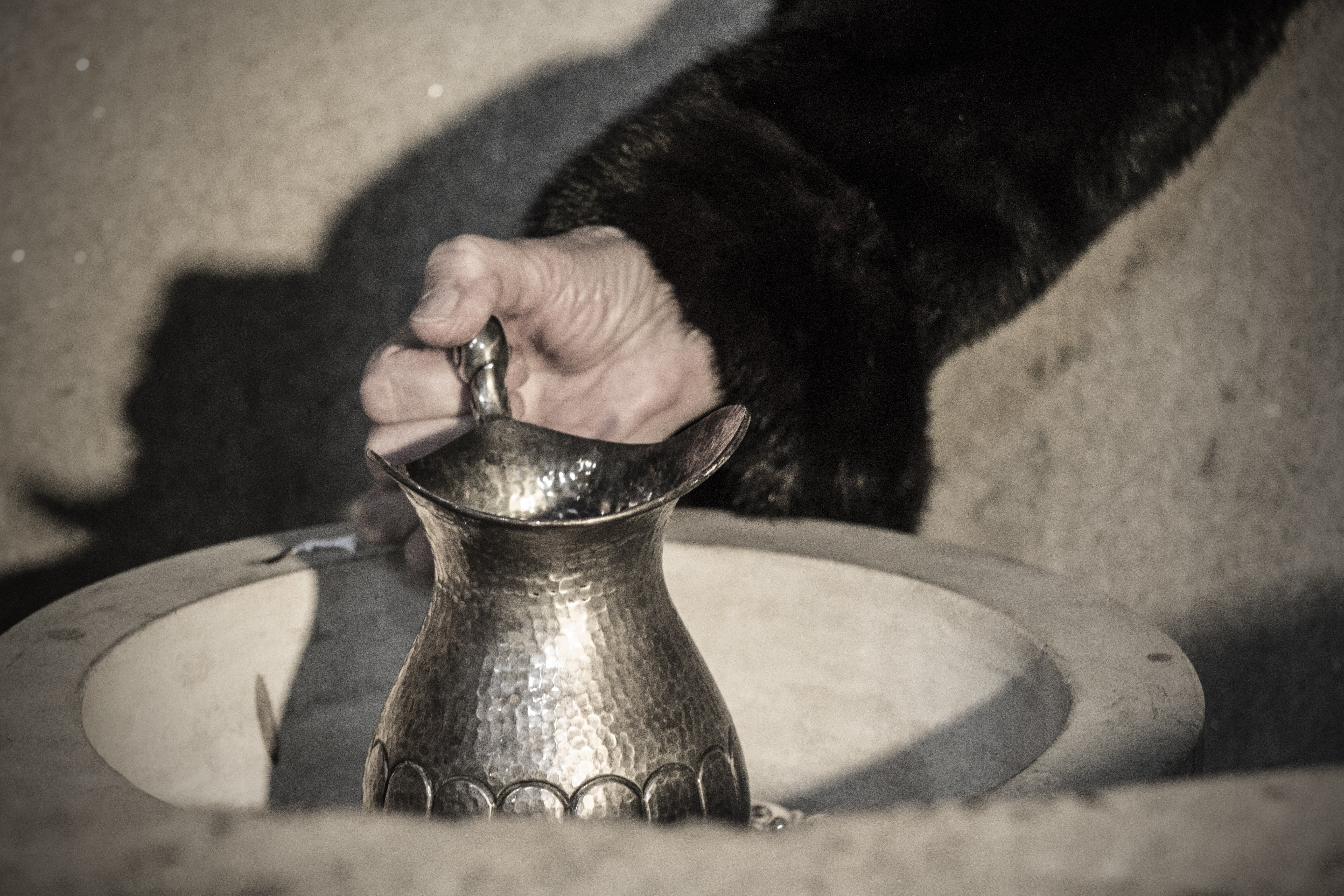 cultures, christ, christianity, pitcher - jug, religious, pottery, santos, parish, hand, one person, cathedral, ecclesia, old-fashioned, hermitage, kitchen utensil, HD Wallpaper