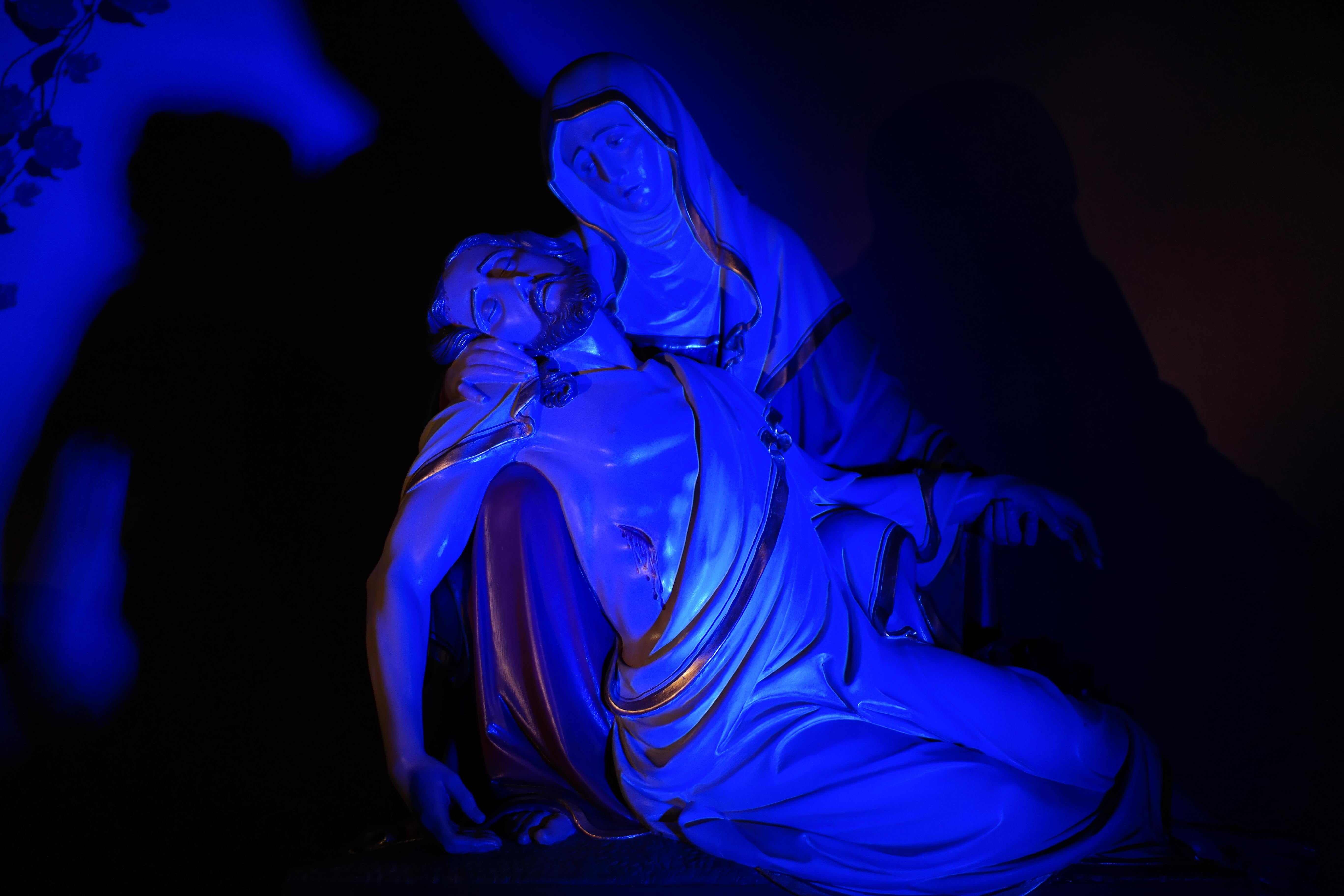 son of god, statue, blue, mystery, light, flowing, full length, adult, black background, christian, pray, holy maria, sculpture, nature, mother of god, HD Wallpaper