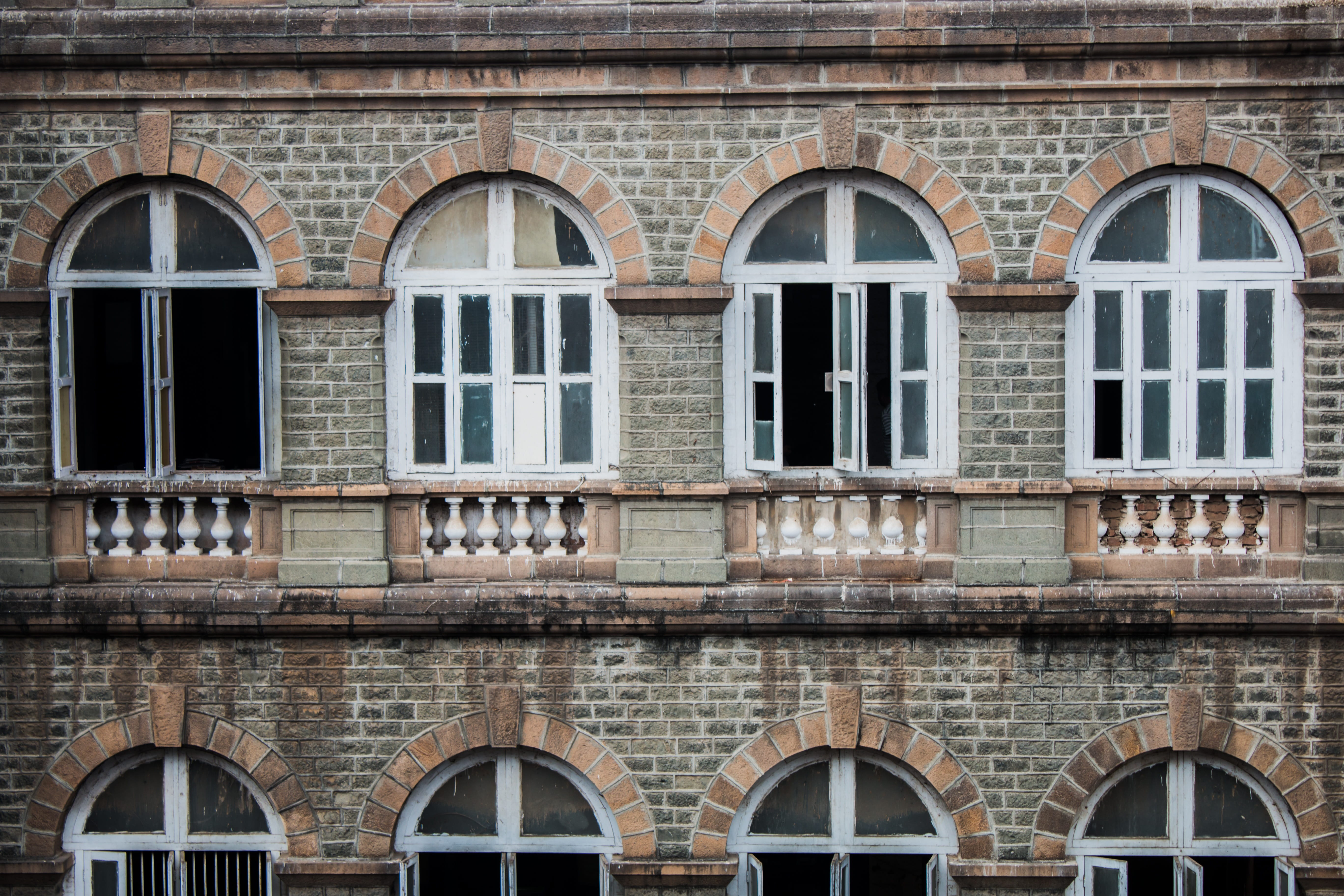 no people, pattern, exterior, landmark, window, traditional, wall, stone, outdoors, retro, texture, Building, full frame, solid, residential district, unesco, HD Wallpaper