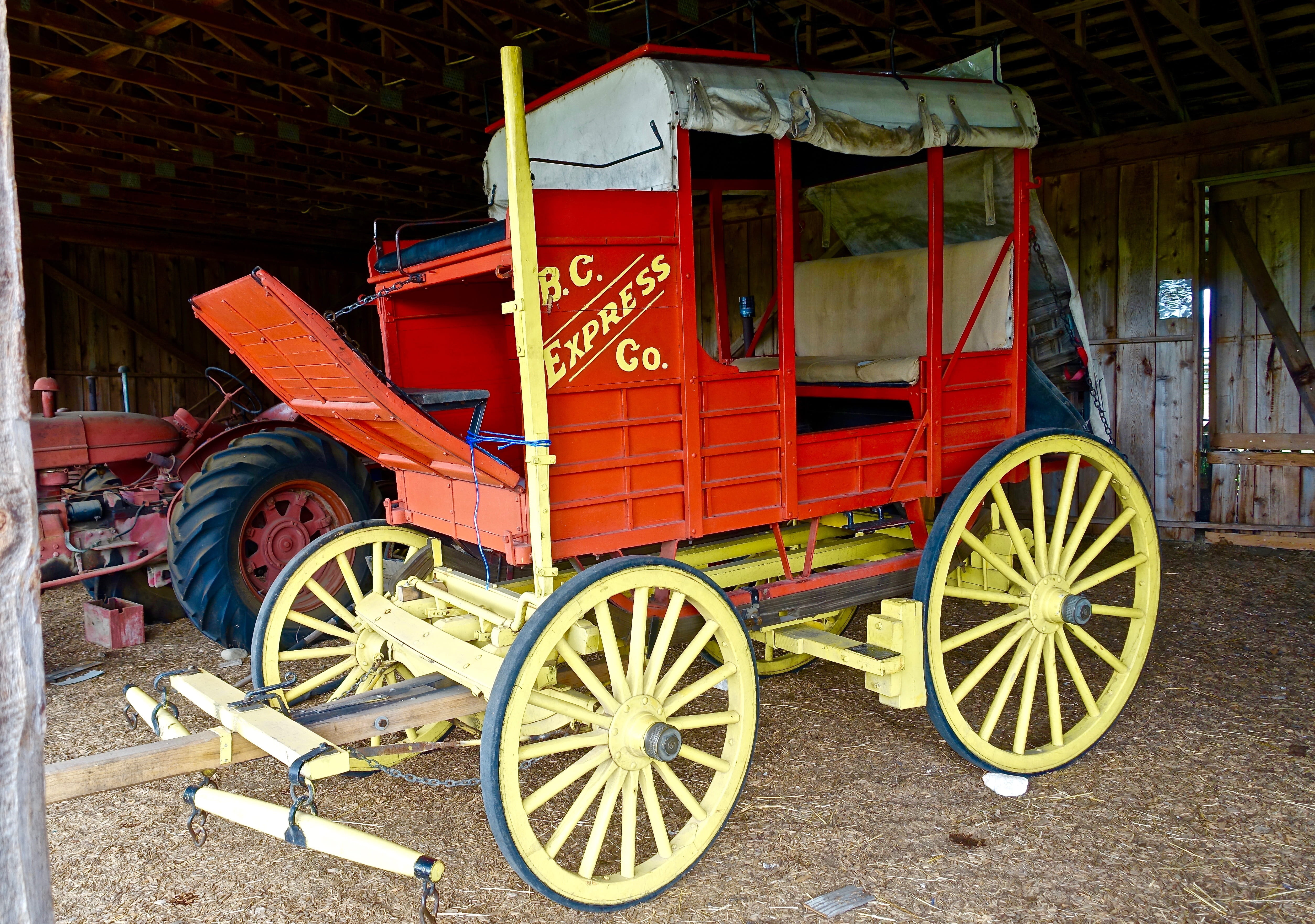cowboy, historical, Coach, stationary, no people, carriage, built structure, wood - Material, obsolete, historic, mode of transport, Wagon, transportation, HD Wallpaper