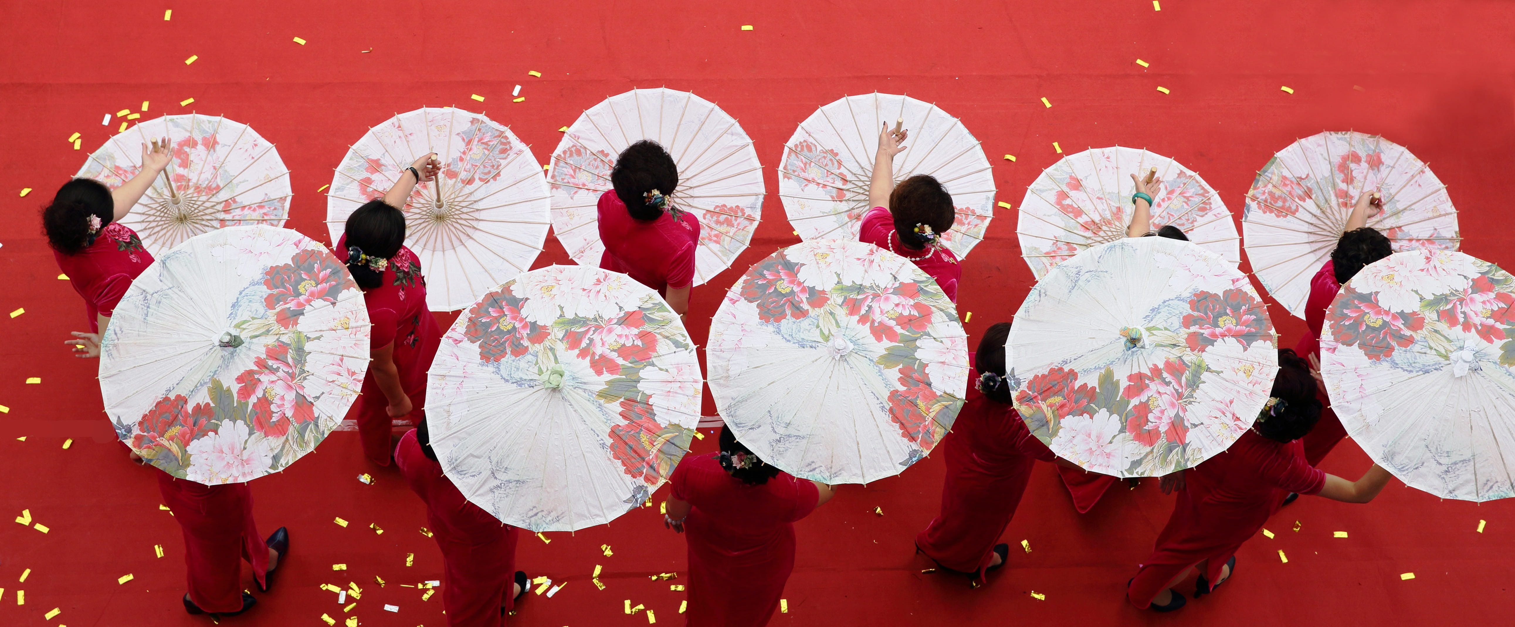people, Dance, walking, adult, event, group, group of people, Umbrella, healthcare and medicine, indoors, no people, in a row, red and white umbrella, medium group of people, HD Wallpaper