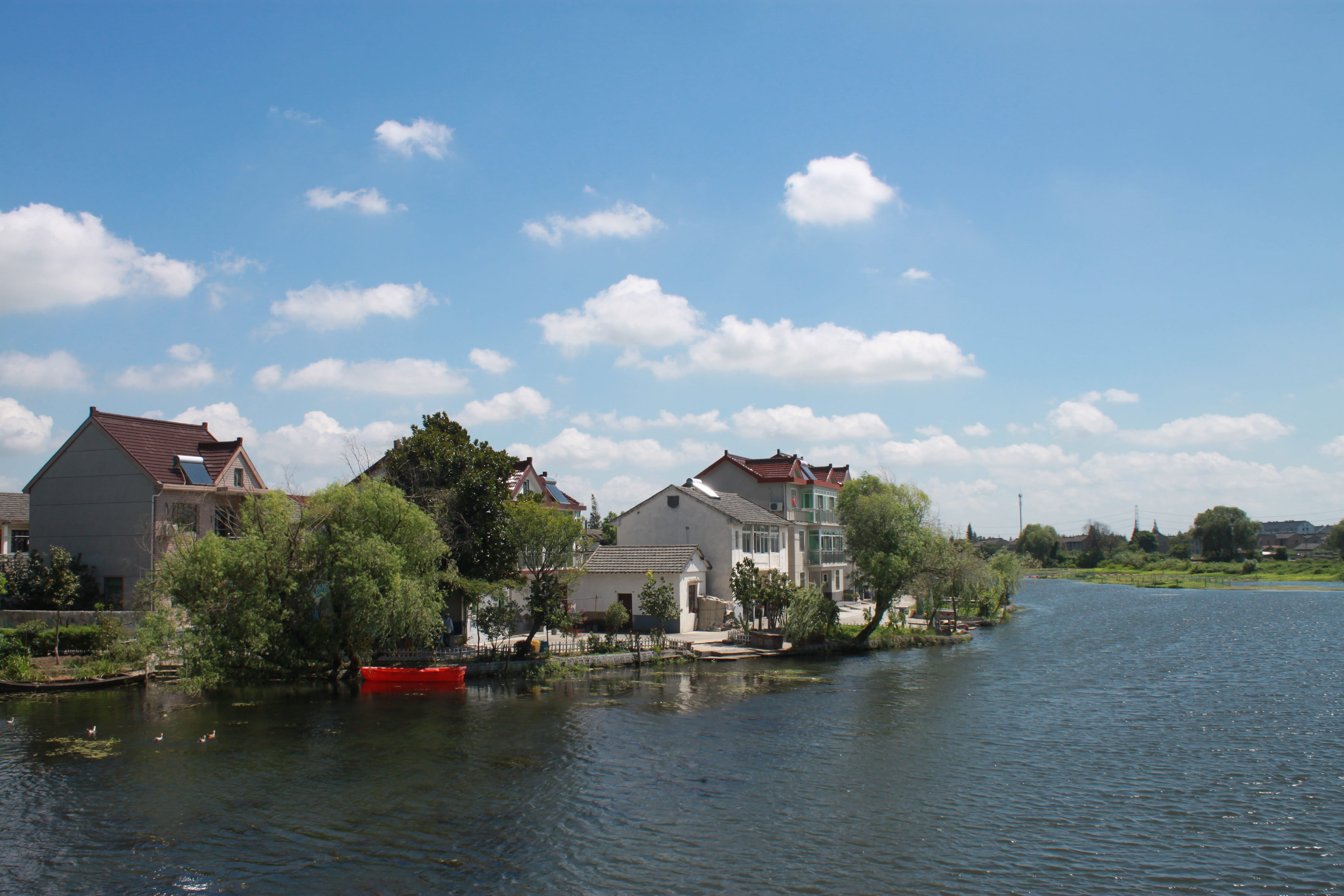 building, cloud - sky, white cloud, architecture, building exterior, house, outdoors, river, day, sky, nature, water, waterfront, blue sky, jiangnan, residential district, HD Wallpaper