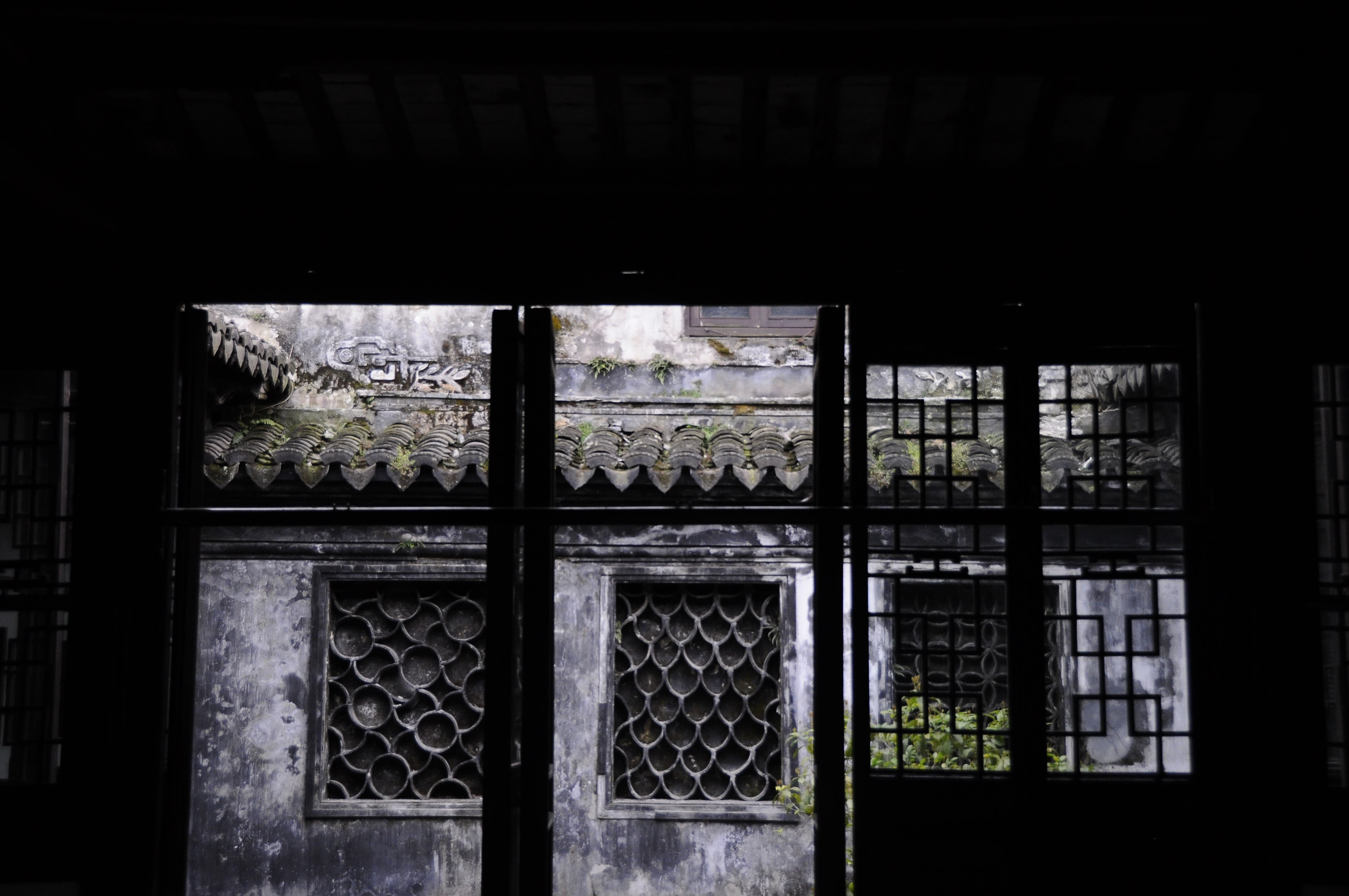 door, tourism, glass - material, safety, old, metal, pattern, security, window, built structure, the ancient town, 4K, entrance, protection, wuzhen, indoors, HD Wallpaper