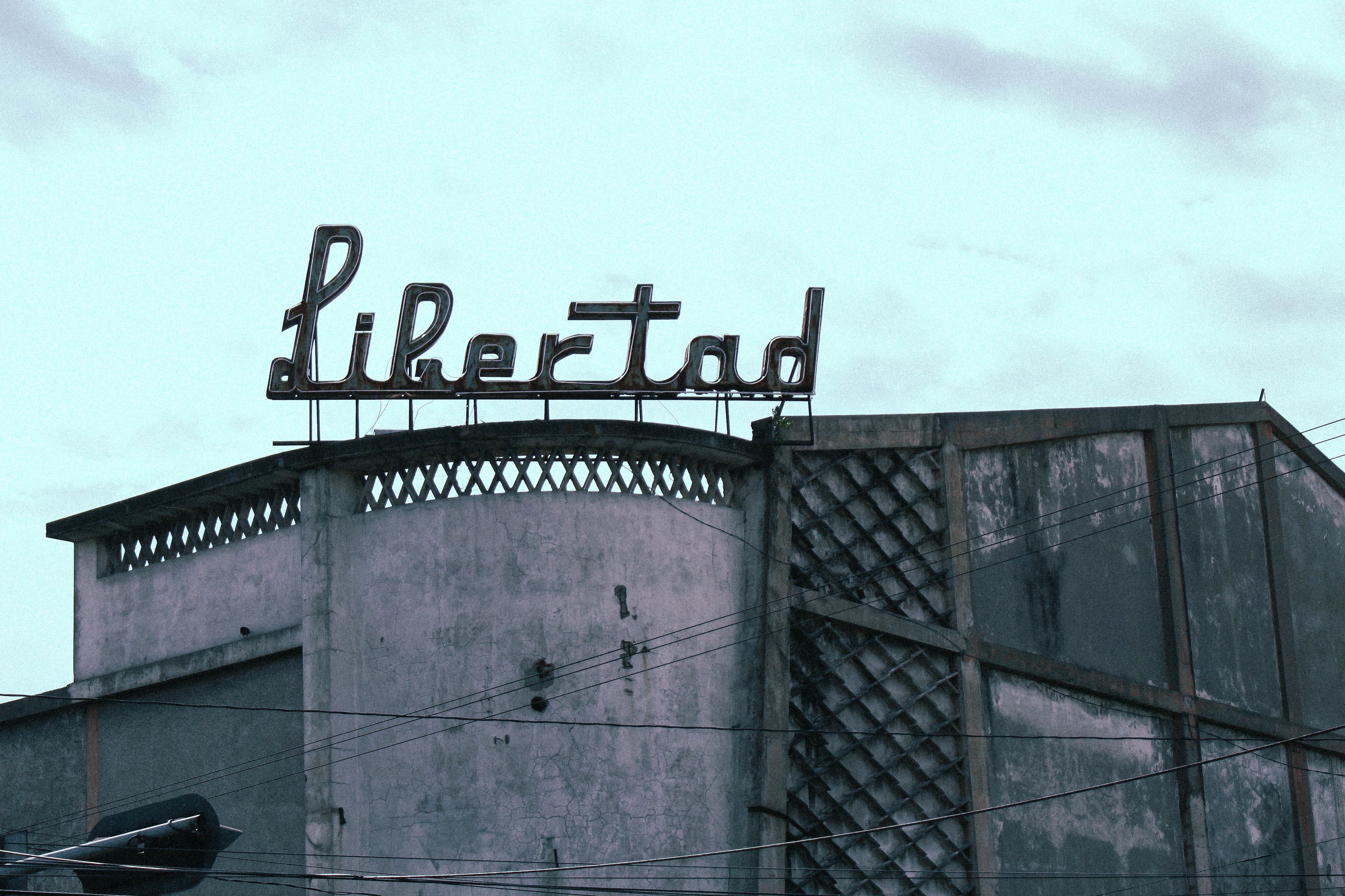 low angle view, no people, industry, architecture, western script, built structure, 5K, el salvador, outdoors, sky, capital letter, text, building exterior, HD Wallpaper