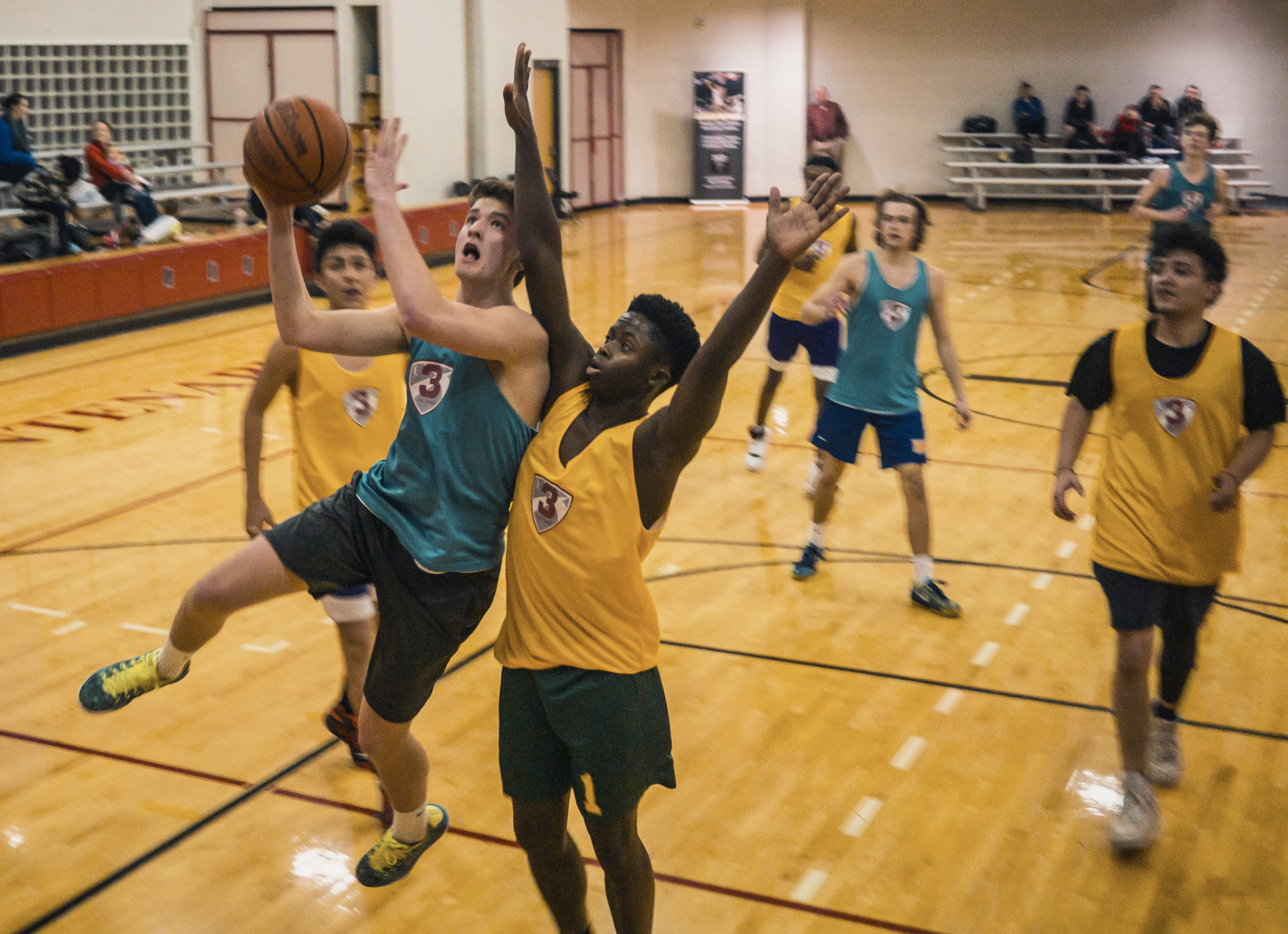 hoop, up, basketball, point, people, clothing, moment, playing, teenager, motion, adolescence, healthy lifestyle, athlete, team, group, church, basketball player, HD Wallpaper