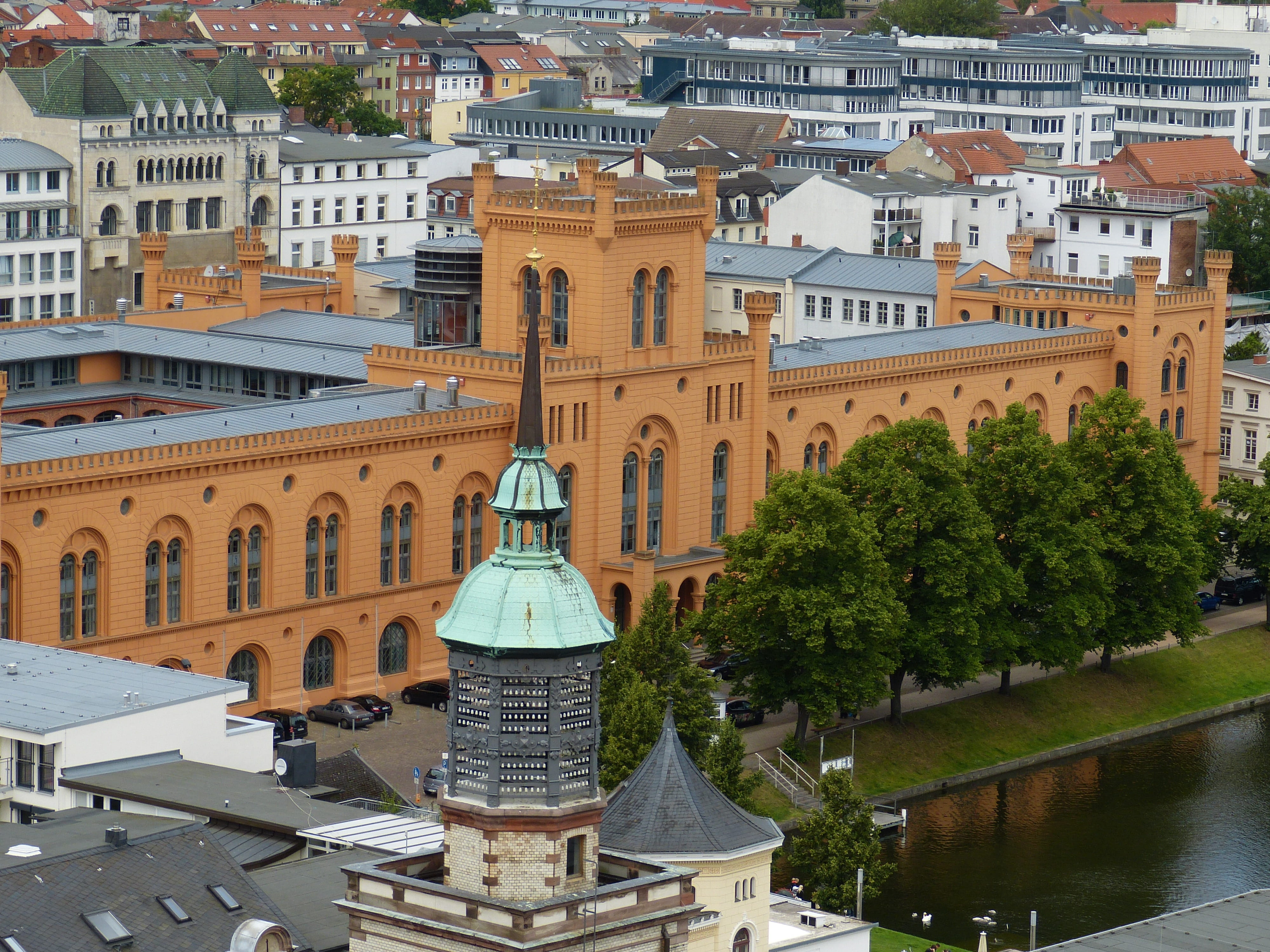 travel destinations, plant, ministry, view, built structure, facade, schwerin, building, window, outdoors, architecture, historically, tree, historic center, HD Wallpaper