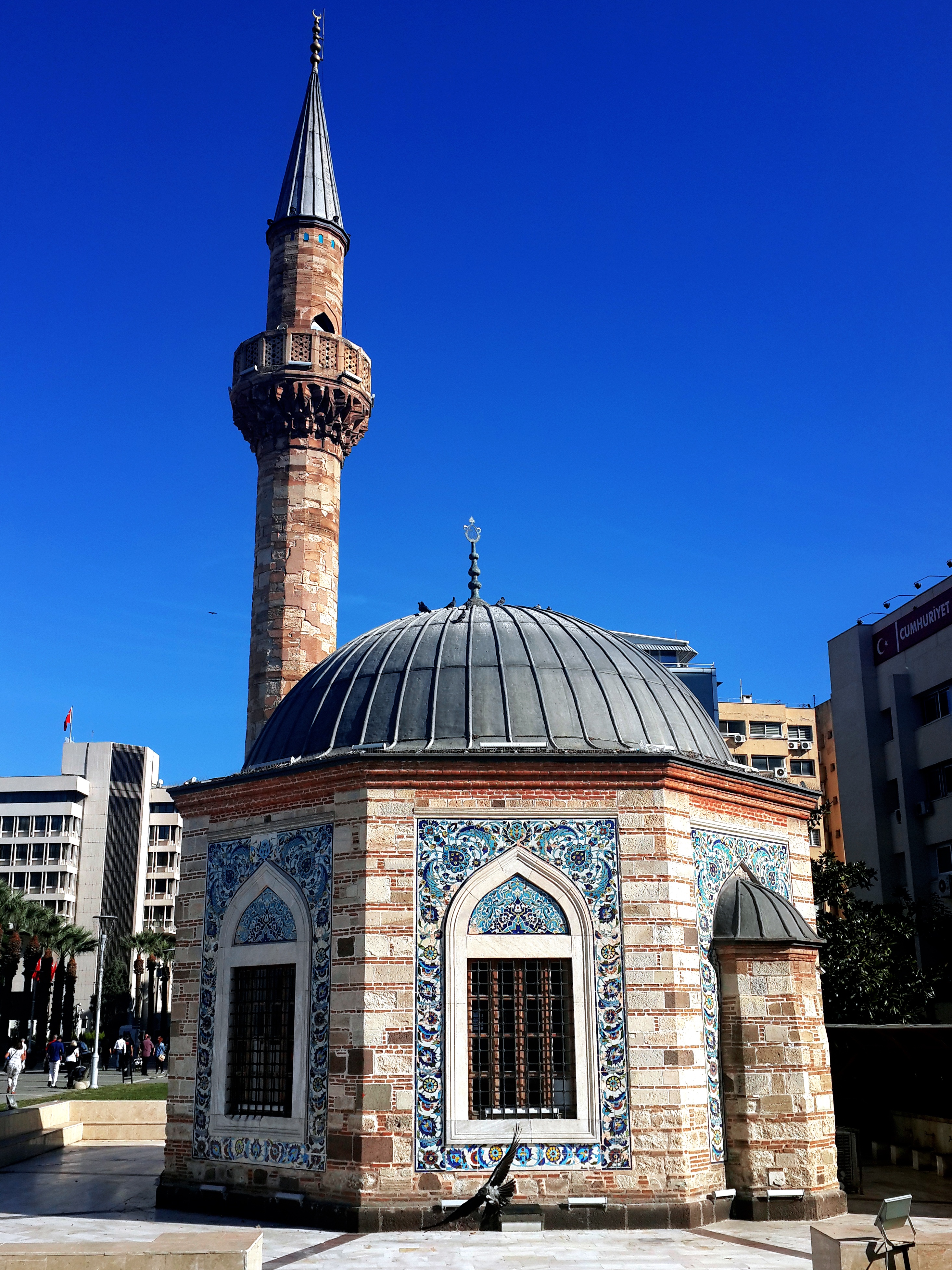 tourism, travel destinations, mosque, belief, building, clear sky, gray, daytime, mansion, izmir, ege, place of worship, spirituality, building exterior, Phone HD Wallpaper