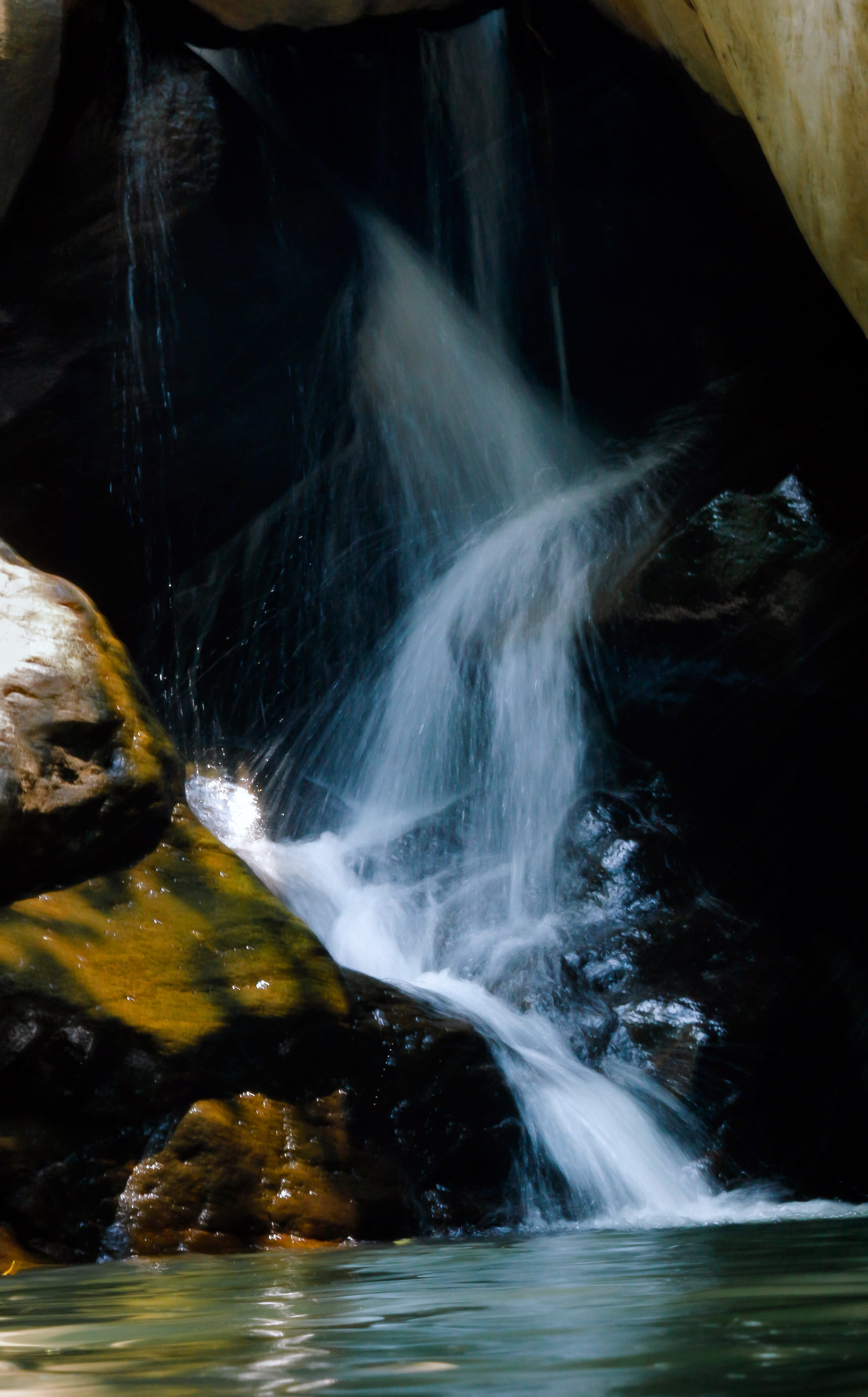 kerala falls, natural, flowing water, falls, scenery, blur, stone, rock, environment, stream, splash, wet, Slow shutter, waterfront, tourism, kerala, flow, Phone HD Wallpaper