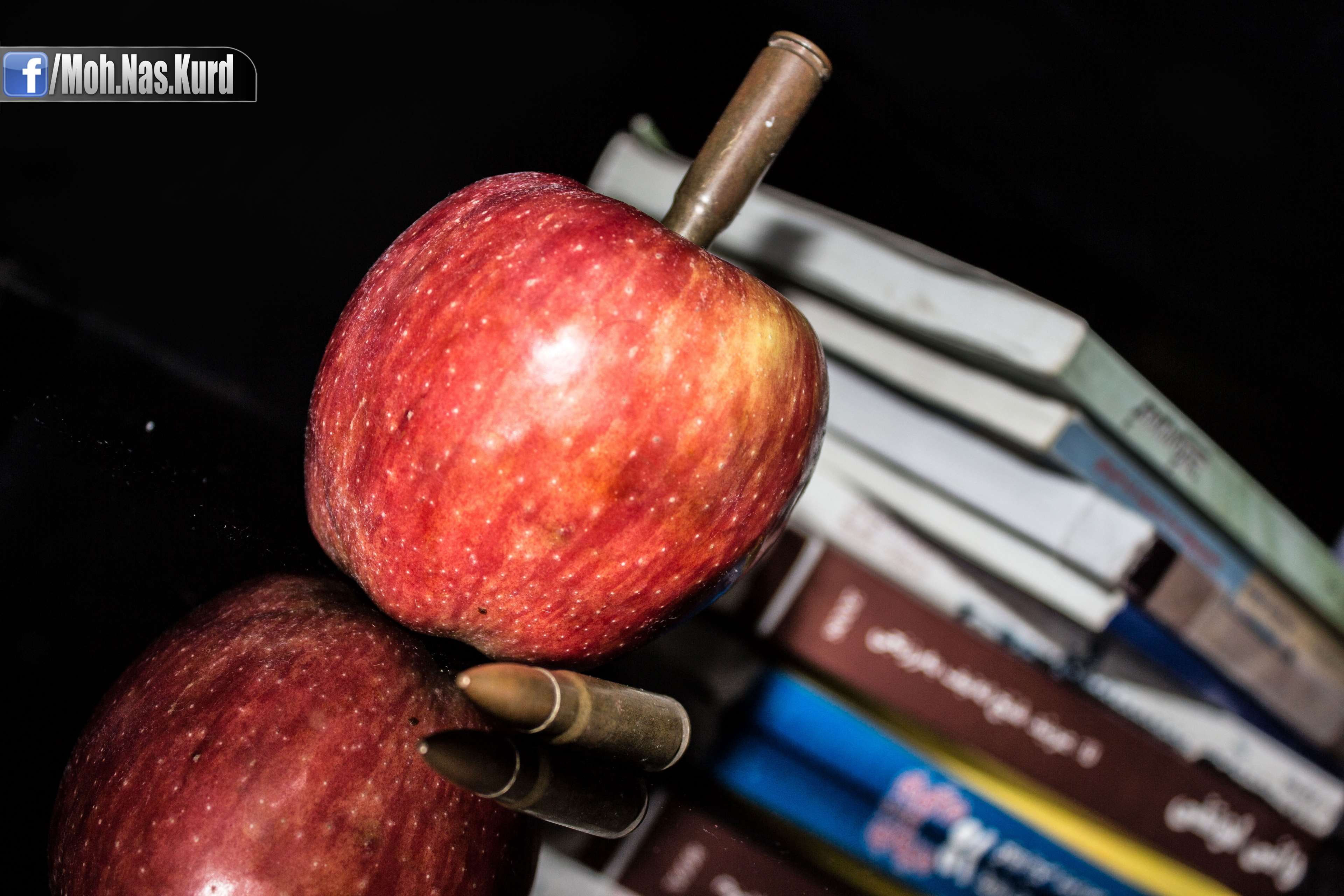 iraq, wellbeing, food, red, 4K, food and drink, fruit, freshness, snack, black background, shot, indoors, technology, fight, apple, education, no people, HD Wallpaper