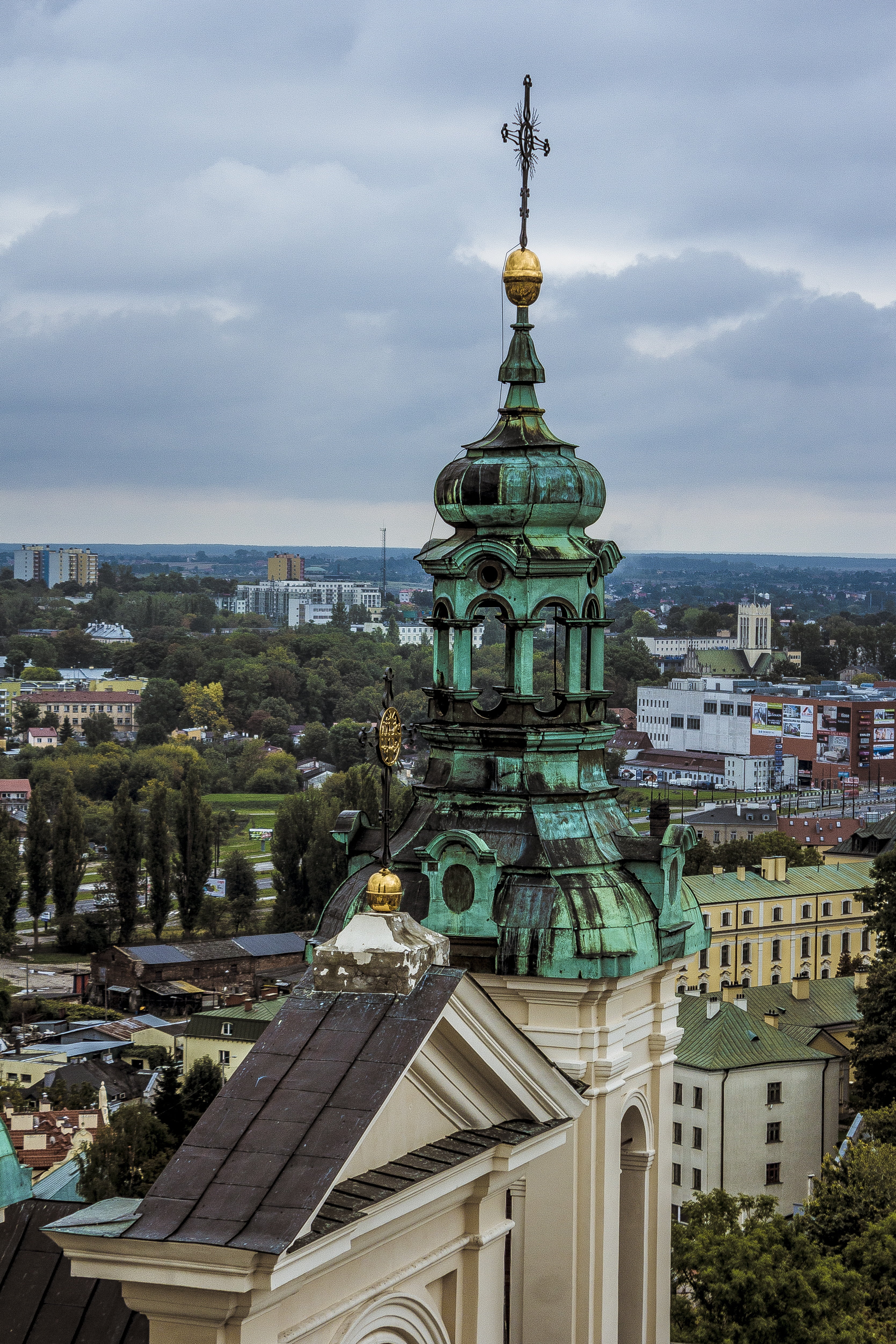 sky, no people, cityscape, built Structure, view, monument, urban Scene, travel destinations, poland, place of worship, jesus, building exterior, faith, Phone HD Wallpaper