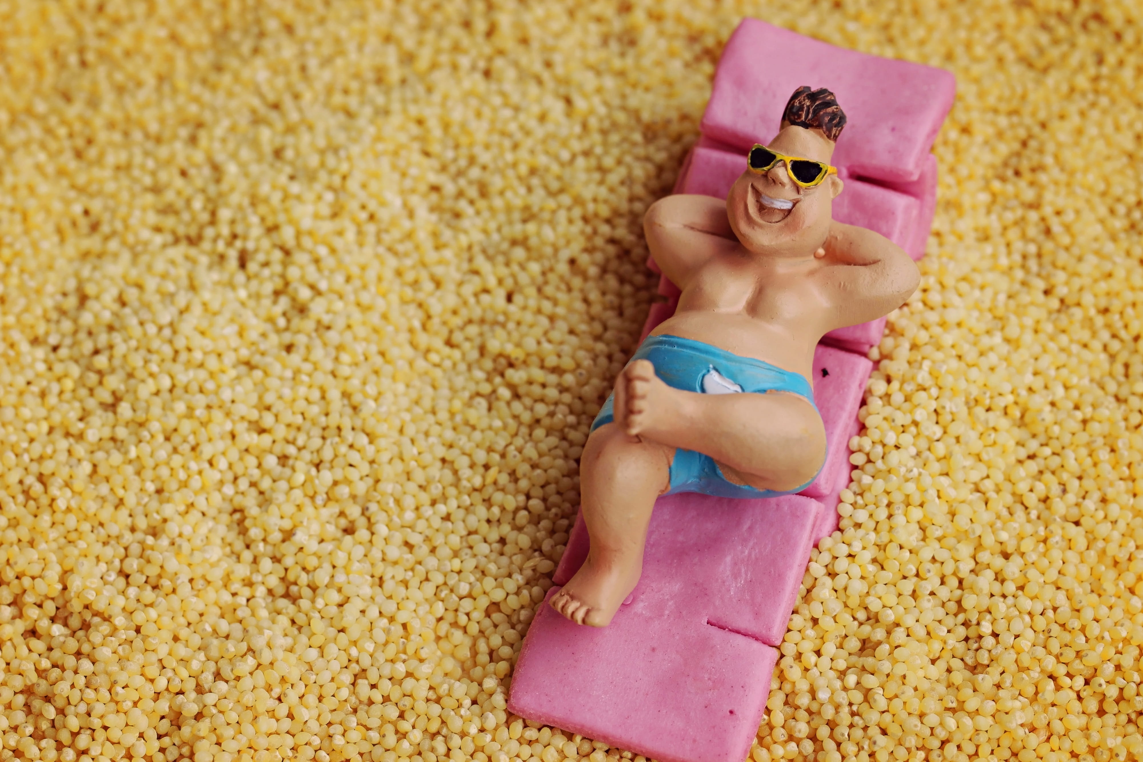 lifestyle, sand, fashion, relaxation, summer, rest, pink color, shirtless, season, beach, candy, fun, lifestyles, salad, human body part, nature, miniature, HD Wallpaper