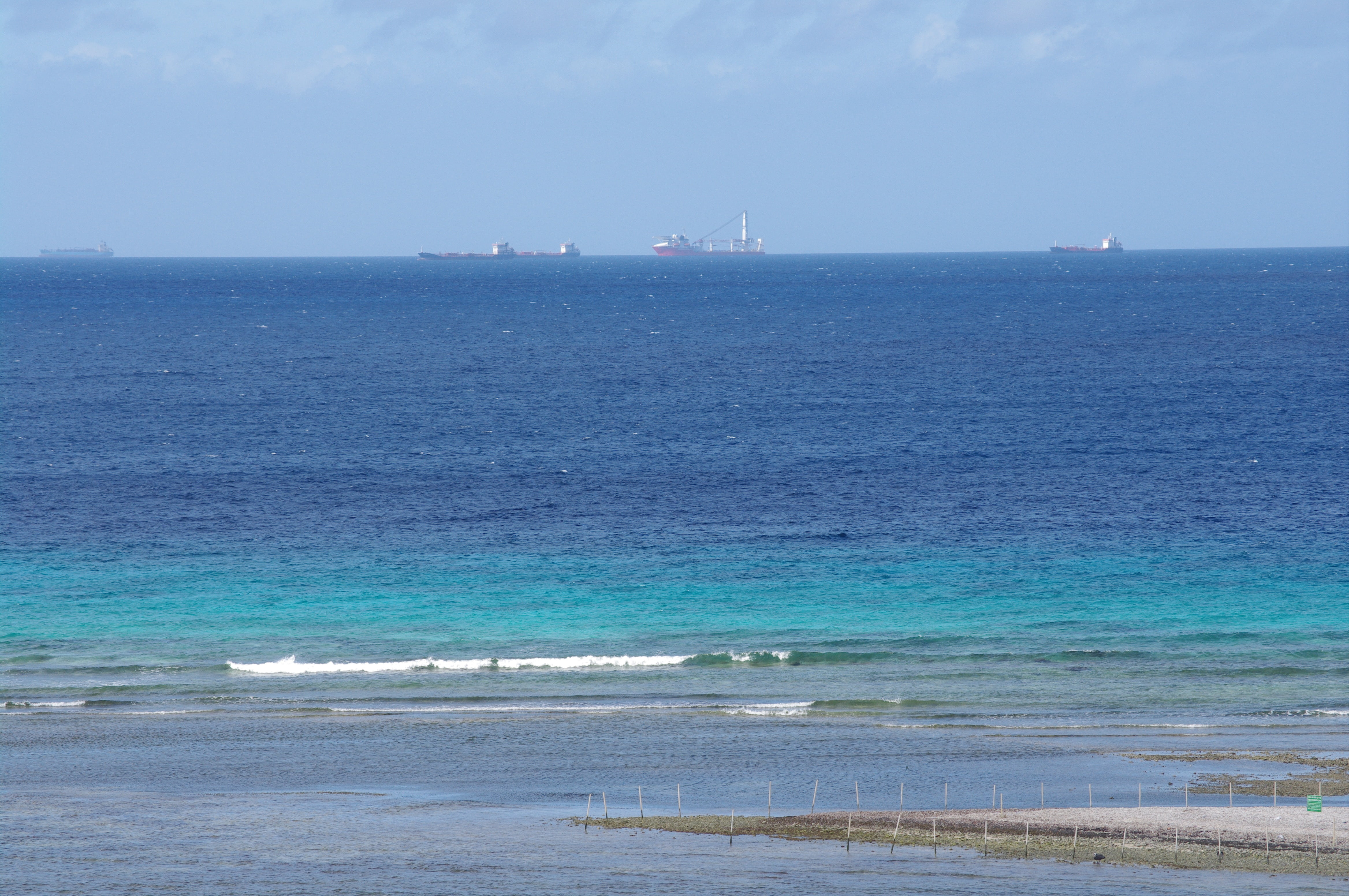nautical vessel, no people, sky, 4K, ship, horizon over water, tranquil scene, horizon, ocean, mode of transportation, nature, land, sea, aruba, caribbean, HD Wallpaper
