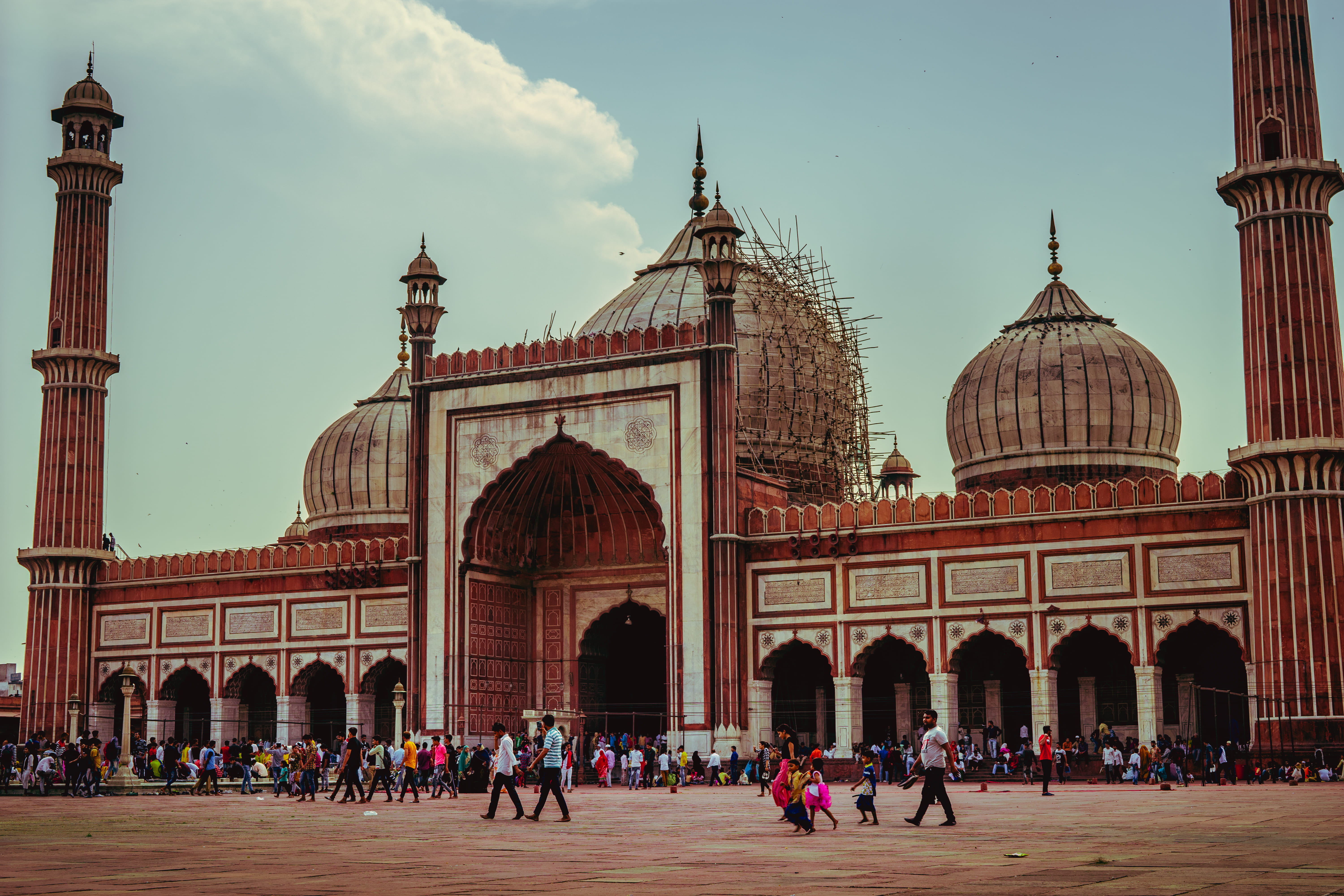 monument, travel destinations, large group of people, dome, india, lifestyles, temple, brown, the past, urban, town, belief, mosque, visit, religion, tourism, HD Wallpaper