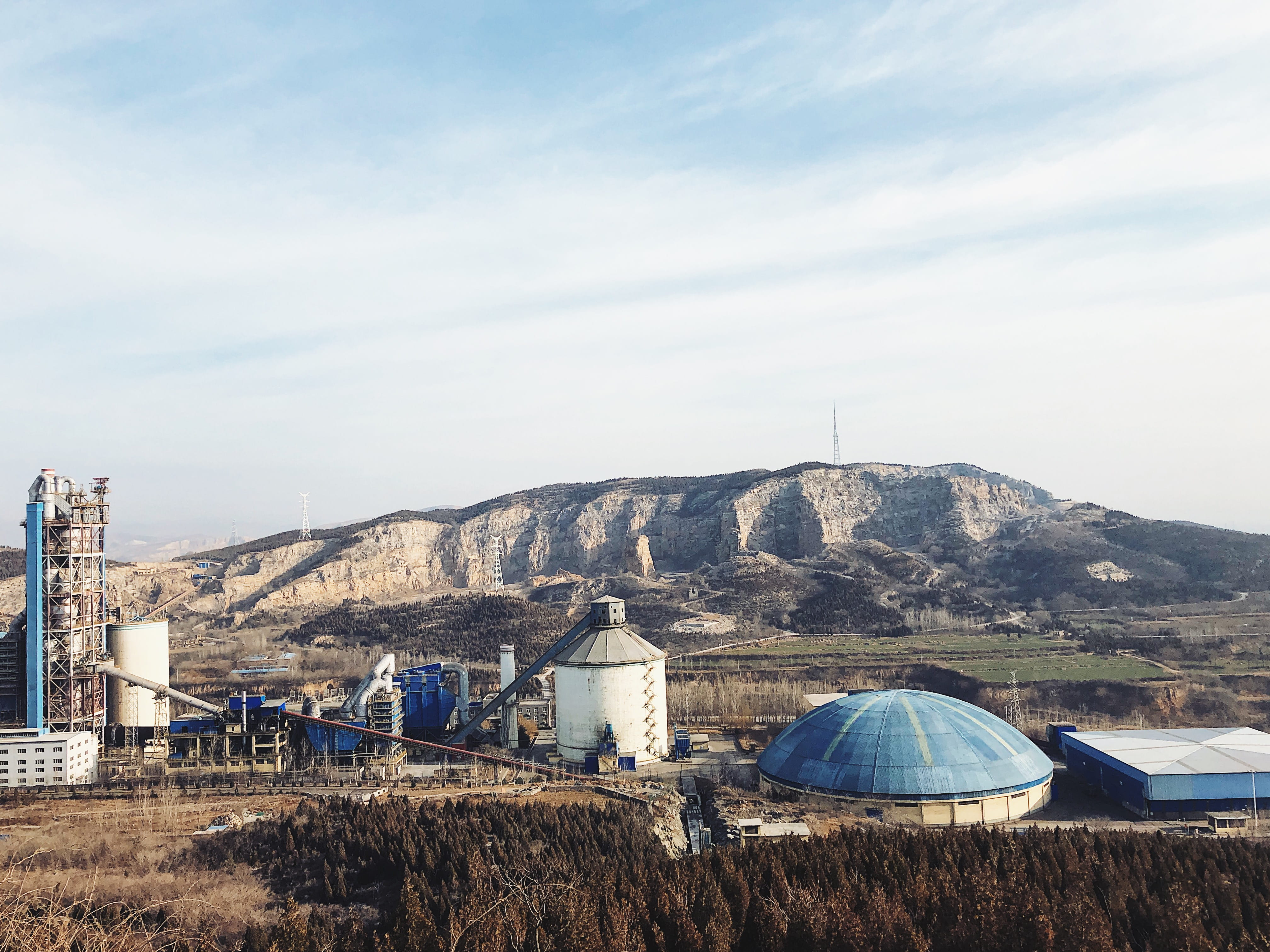 urban, cloud - sky, industry, neighborhood, shelter, dome, plant, china, built structure, environment, sky, outdoors, 4K, sunlight, town, architecture, HD Wallpaper