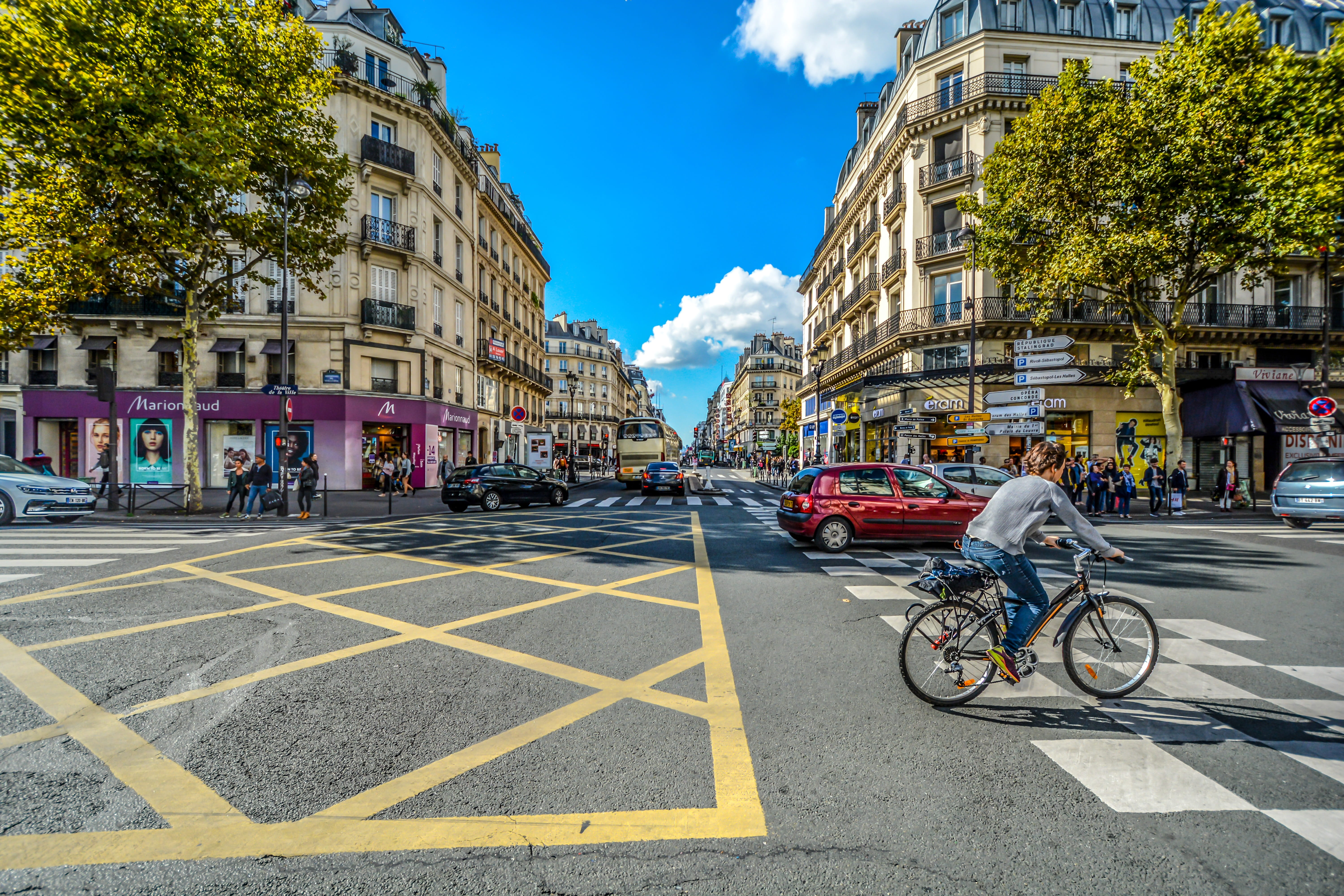 road, 5K, paris, sky, group of people, built structure, nature, town, day, sunny, travel, sign, intersection, land vehicle, incidental people, building exterior, HD Wallpaper