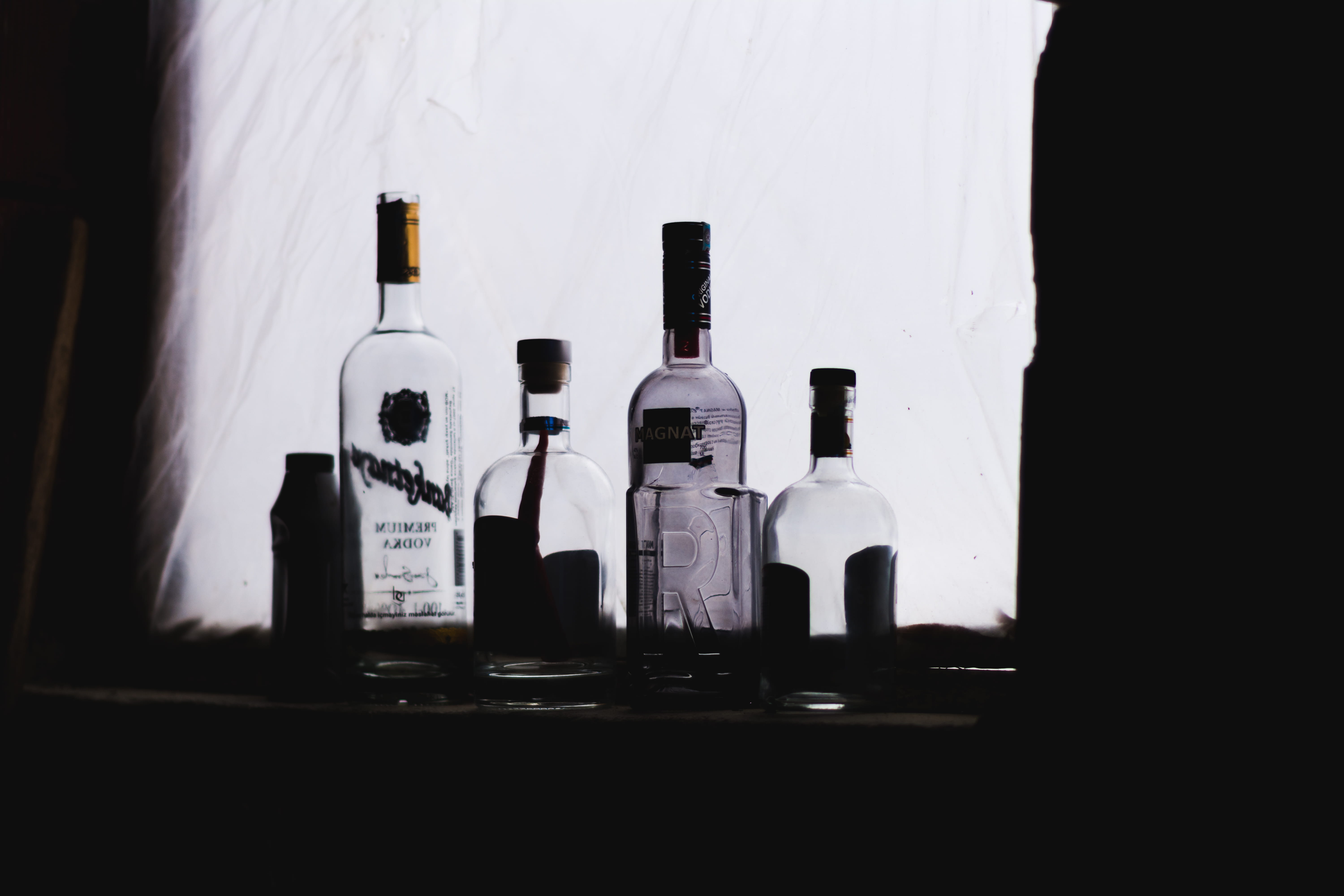 still life, container, 5K, indoors, holiday, wine, refreshment, alcohol, food and drink, glass, drink, white color, guba, light, table, bottles, glass - material, HD Wallpaper
