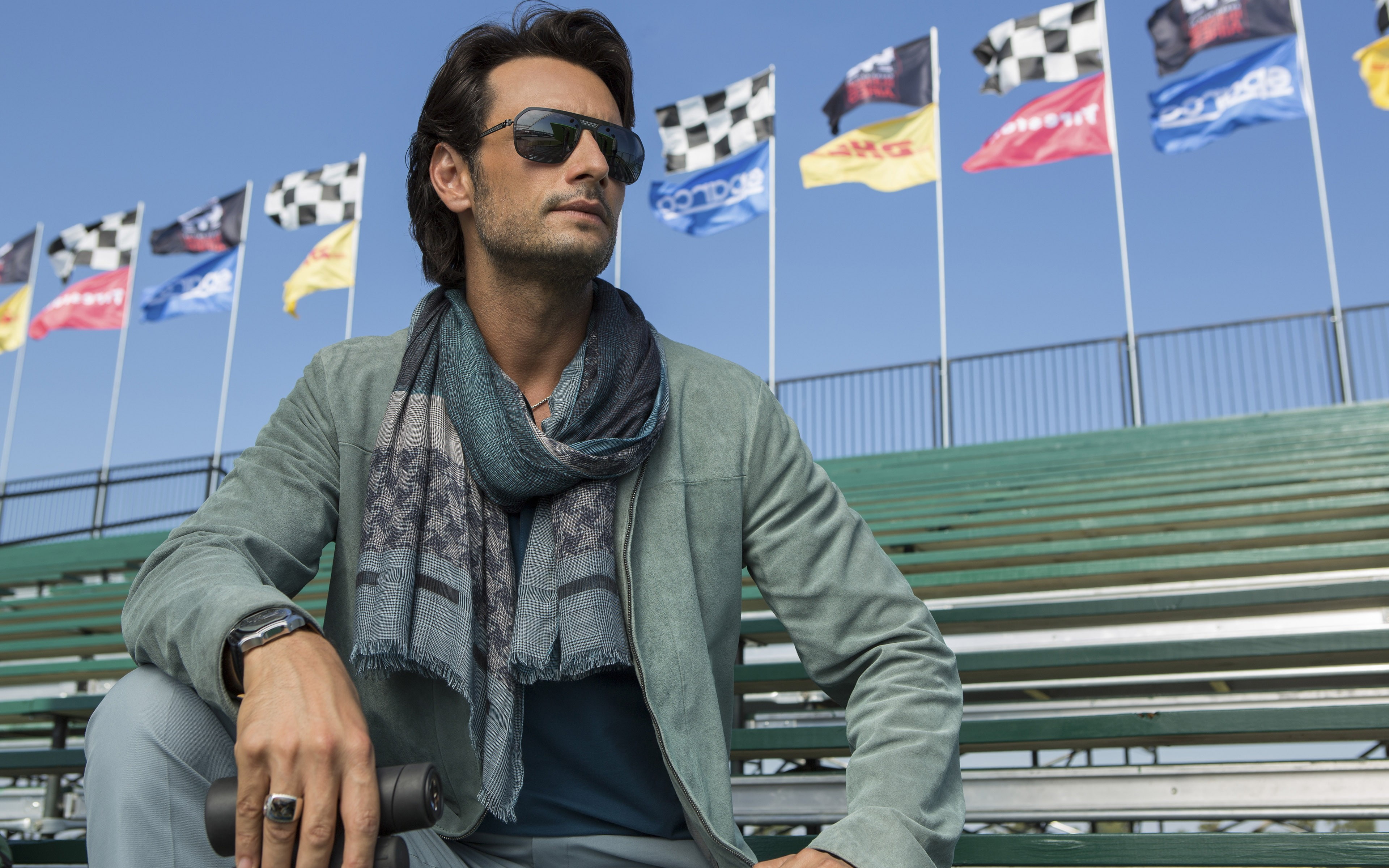 gray, man, bench, movie, Best Movies of 2015, cardigan, crime, 4K, Focus, sitting, Rodrigo Santoro, HD Wallpaper