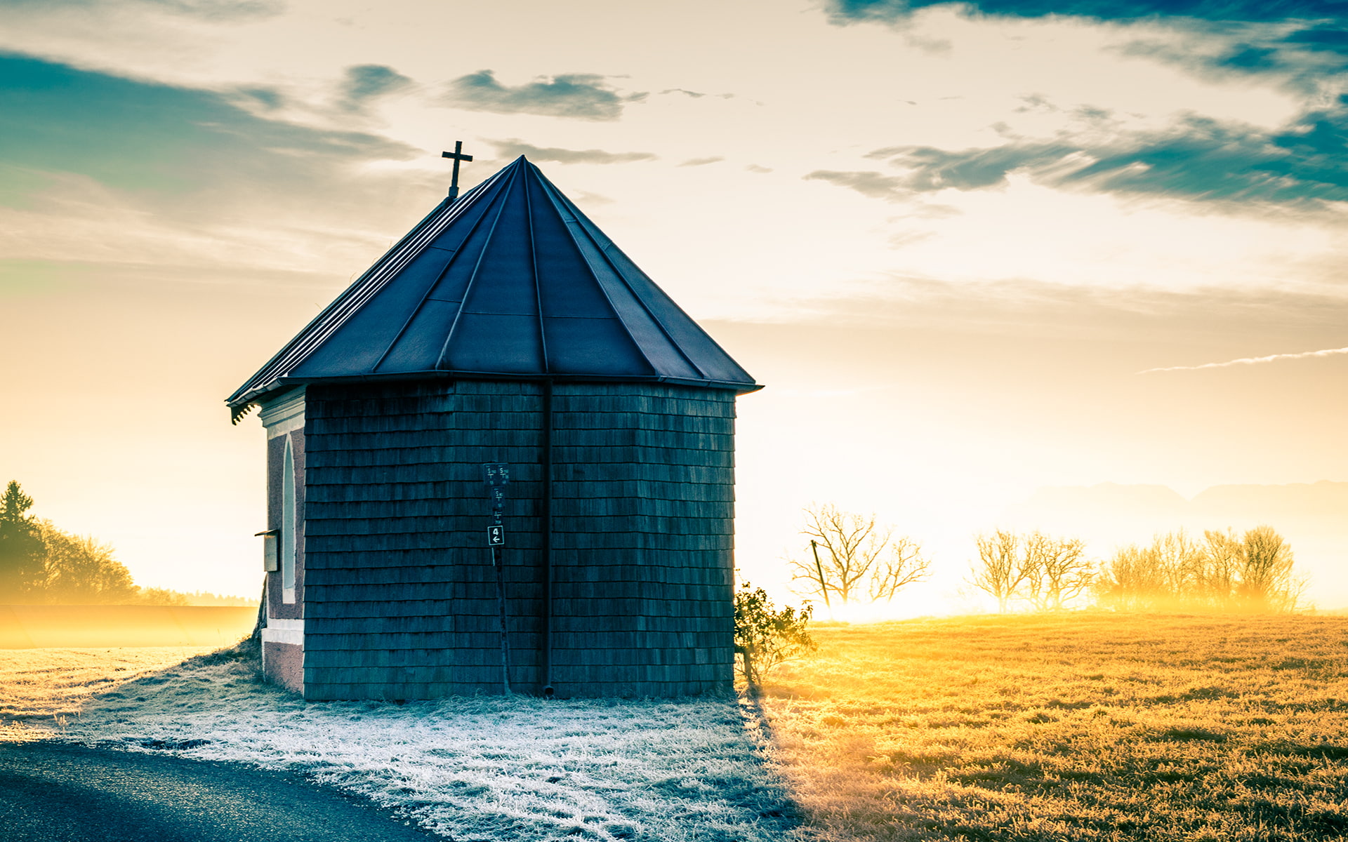 sunlight, shed, 1080P, nature, hd, HD Wallpaper