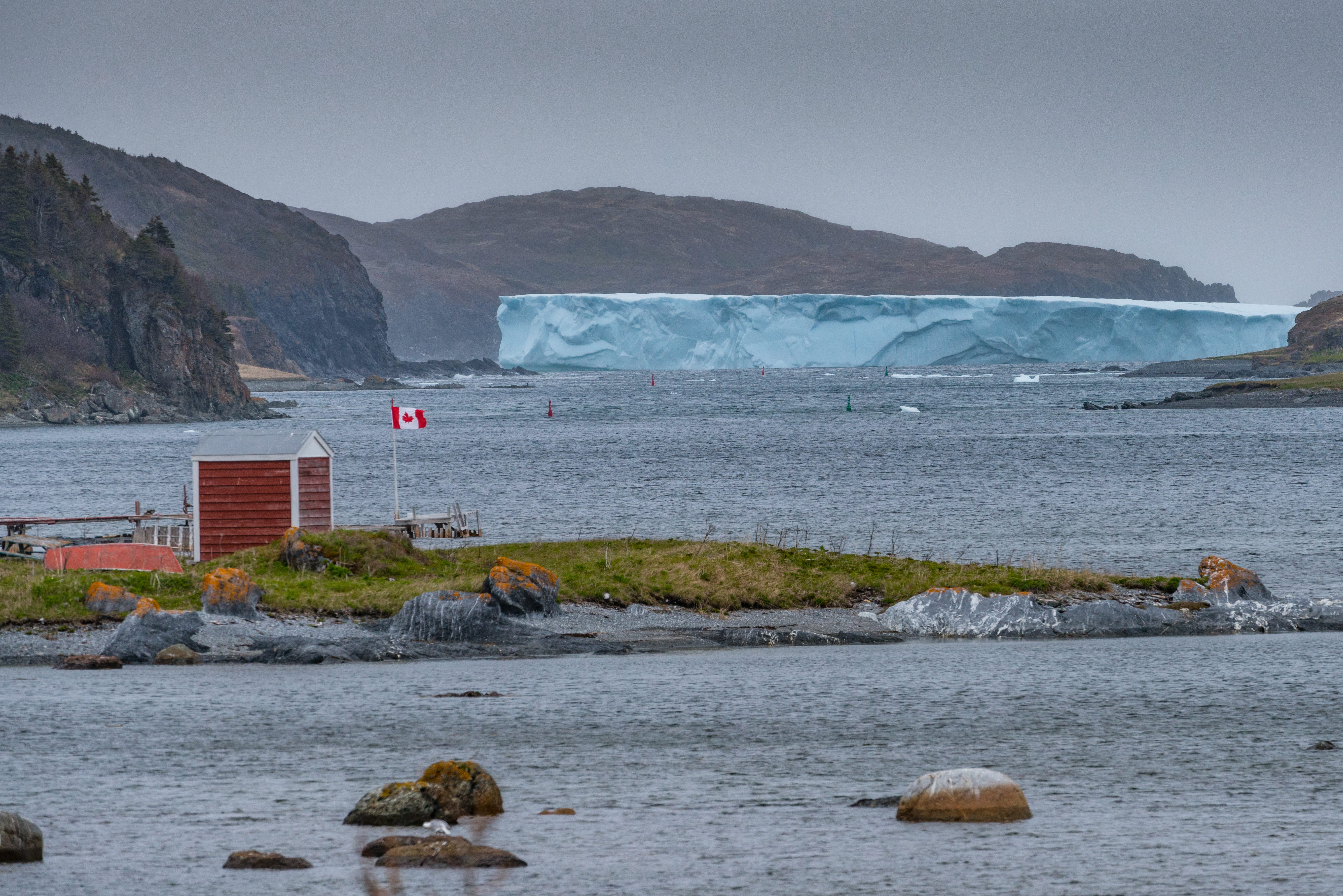 glacier, canada, housing, tranquility, shelter, newfoundland, scenics - nature, tranquil scene, countryside, snow, shack, no people, transportation, background, HD Wallpaper