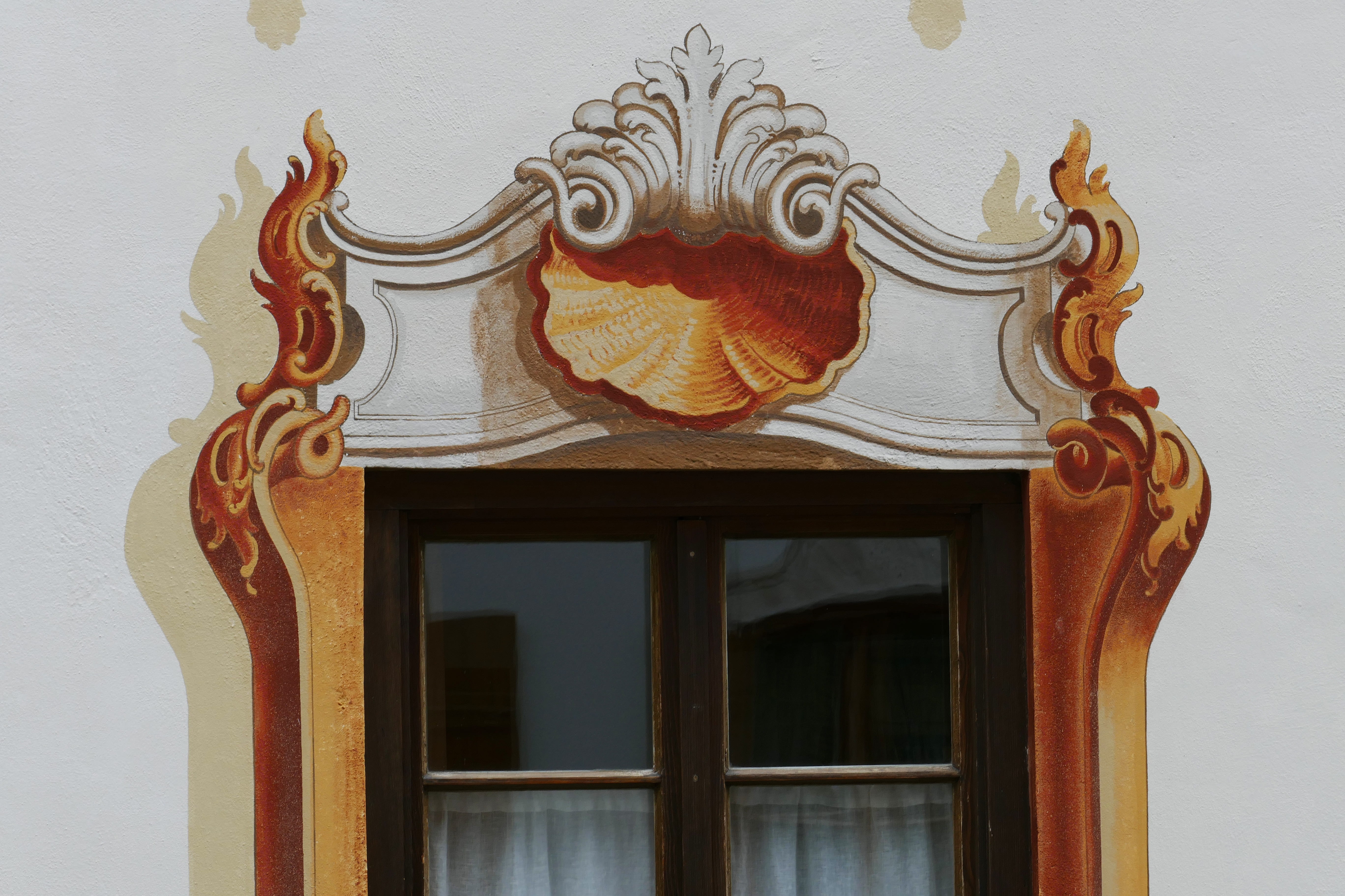 lueftelmalerei, animal representation, dragon, kleinstädtisch, day, architecture, creativity, austrian, rural, close-up, craft, pattern, ornate, oberammergau germany, HD Wallpaper