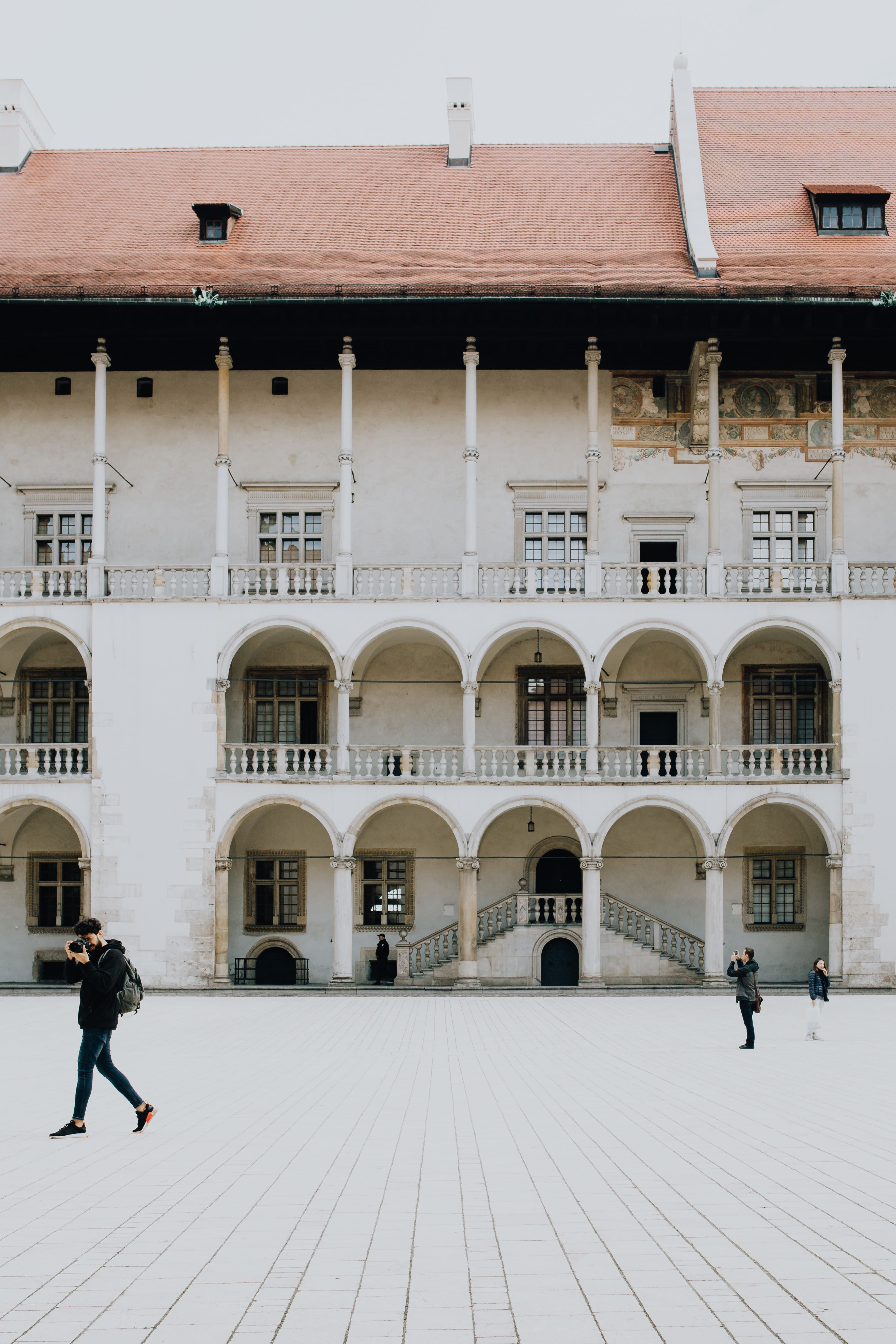 full length, town, walking, cracow, outdoors, capital, Europe, Poland, magic, group of people, polska, first, built structure, women, travel, day, people, Phone HD Wallpaper