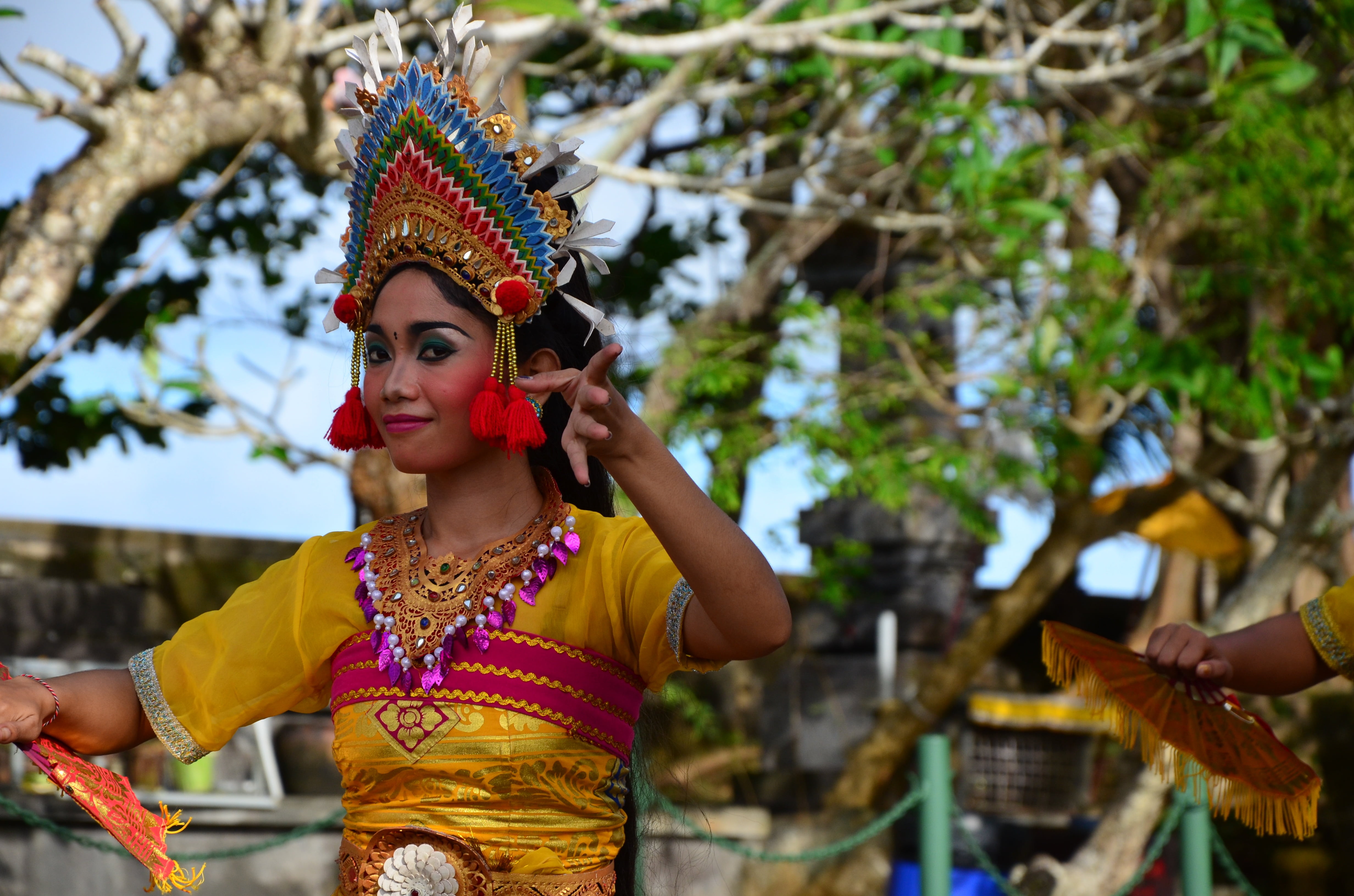 beautiful woman, balinese, one woman only, pink, dancing, women, dress, traditional clothing, dance, woman, looking, ritual, bangle, one person, brown, HD Wallpaper