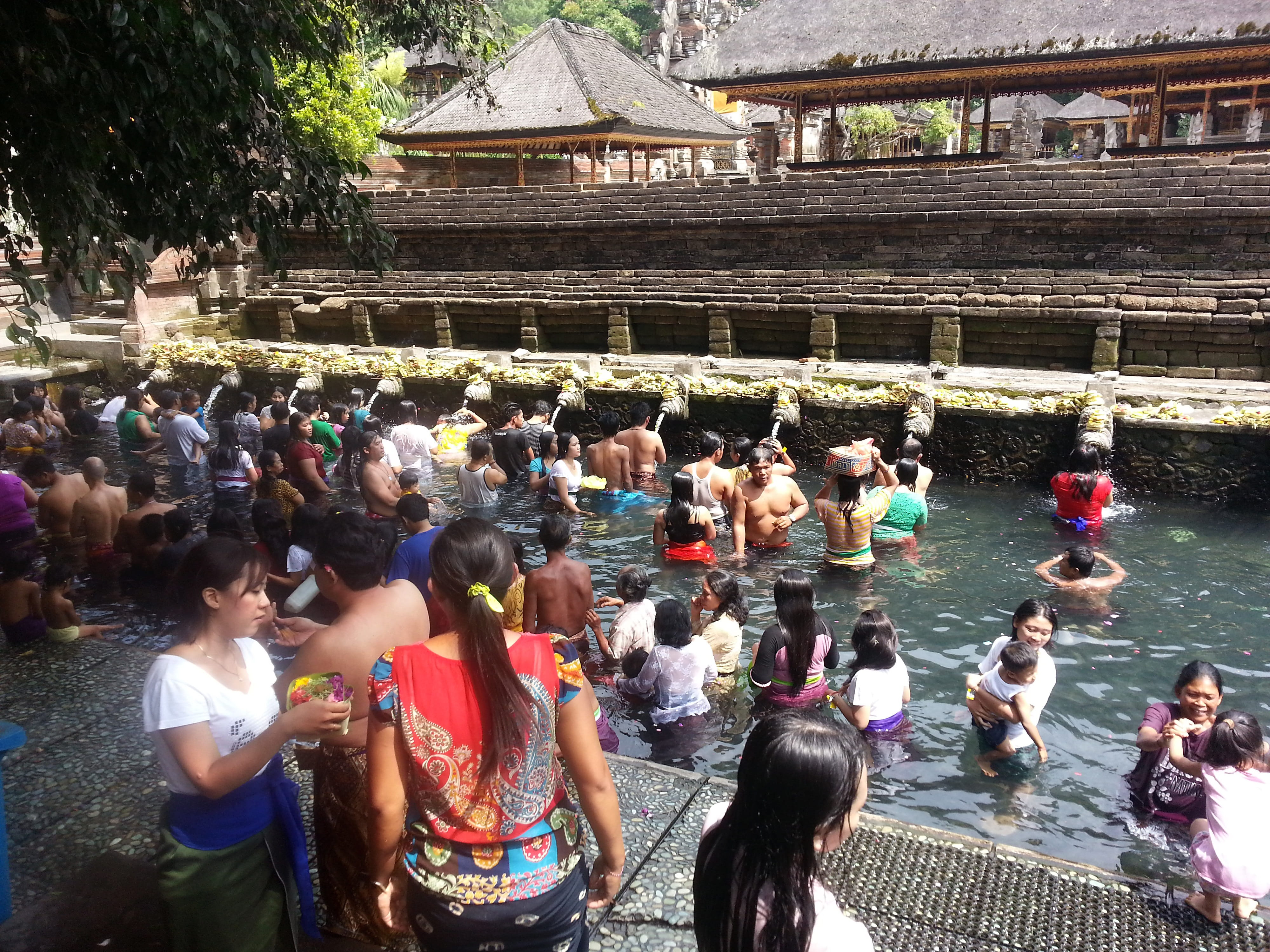 group of people, temple, travel, place of worship, Bali, Bath, culture, people, men, 4K, day, sitting, women, adult, large group of people, Tirta Empul, HD Wallpaper