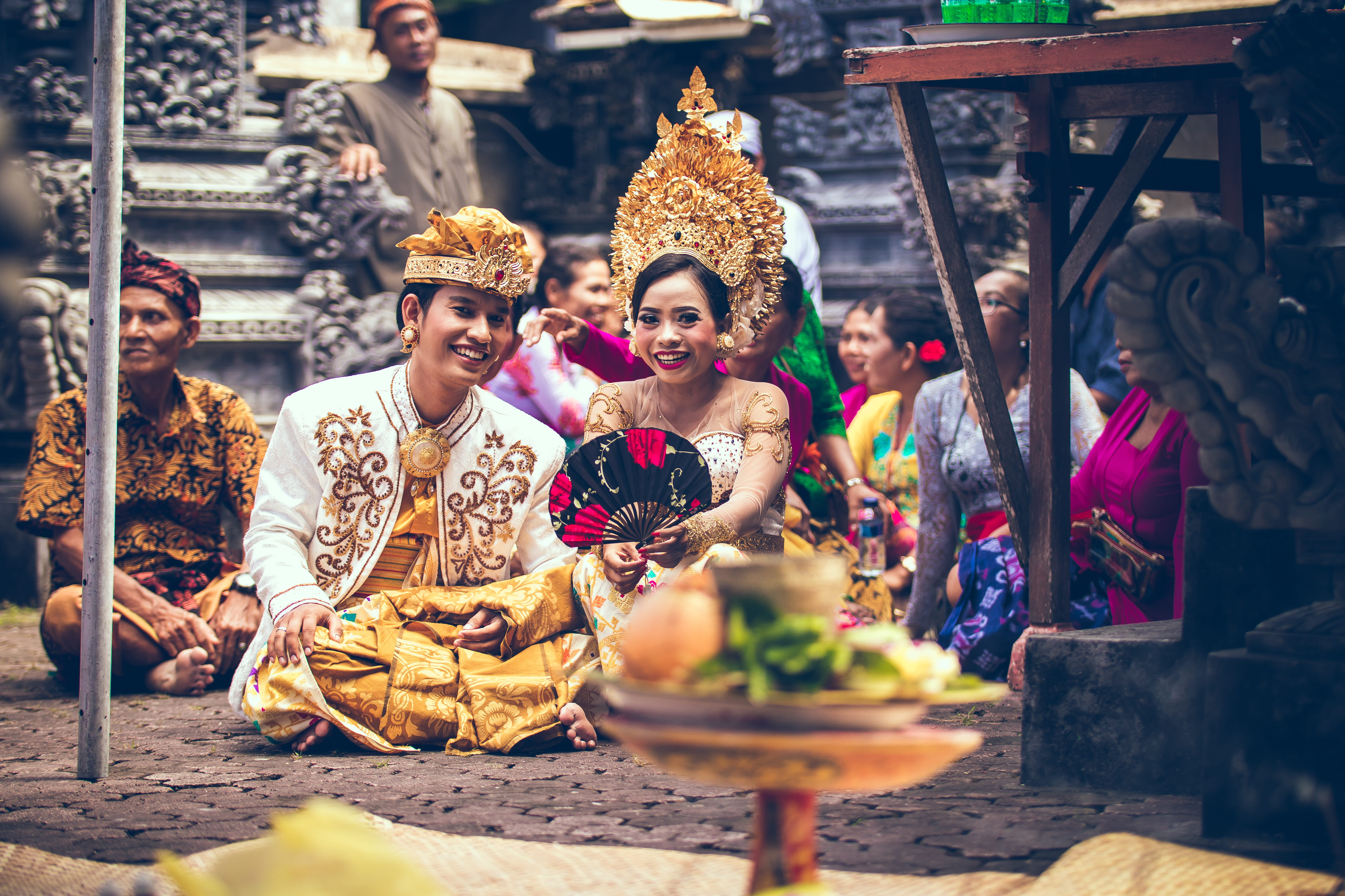 romance, love, group, emotion, handsome, beauty, jewellery, group of people, spirituality, wedding, palace, man, beautiful woman, wear, gold, bride, focus, HD Wallpaper