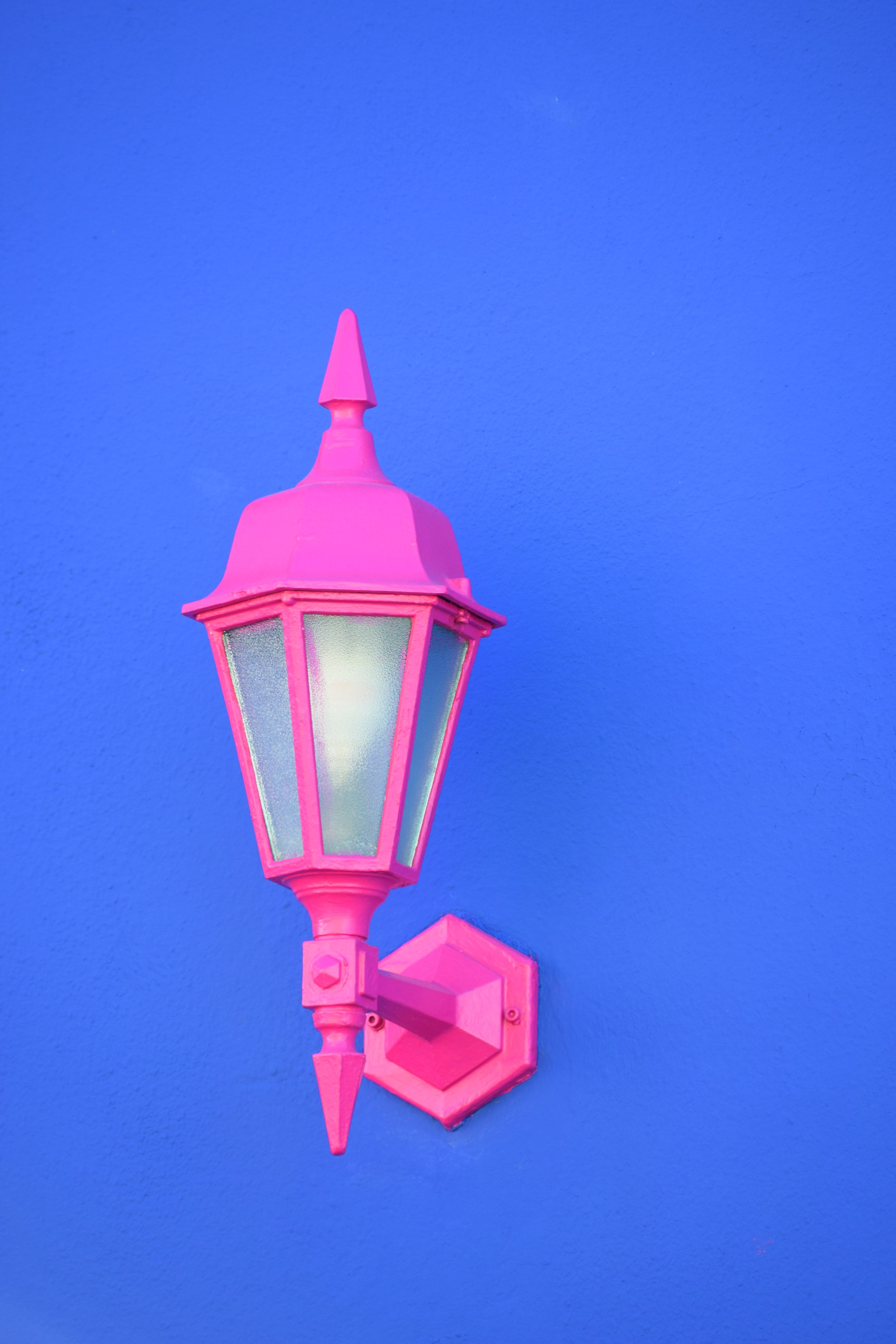 capetown, blue, red, turquoise colored, street light, day, wall, architecture, nature, lantern, photo, paint, outdoors, lamp, wow, lighting equipment, retro styled, Phone HD Wallpaper