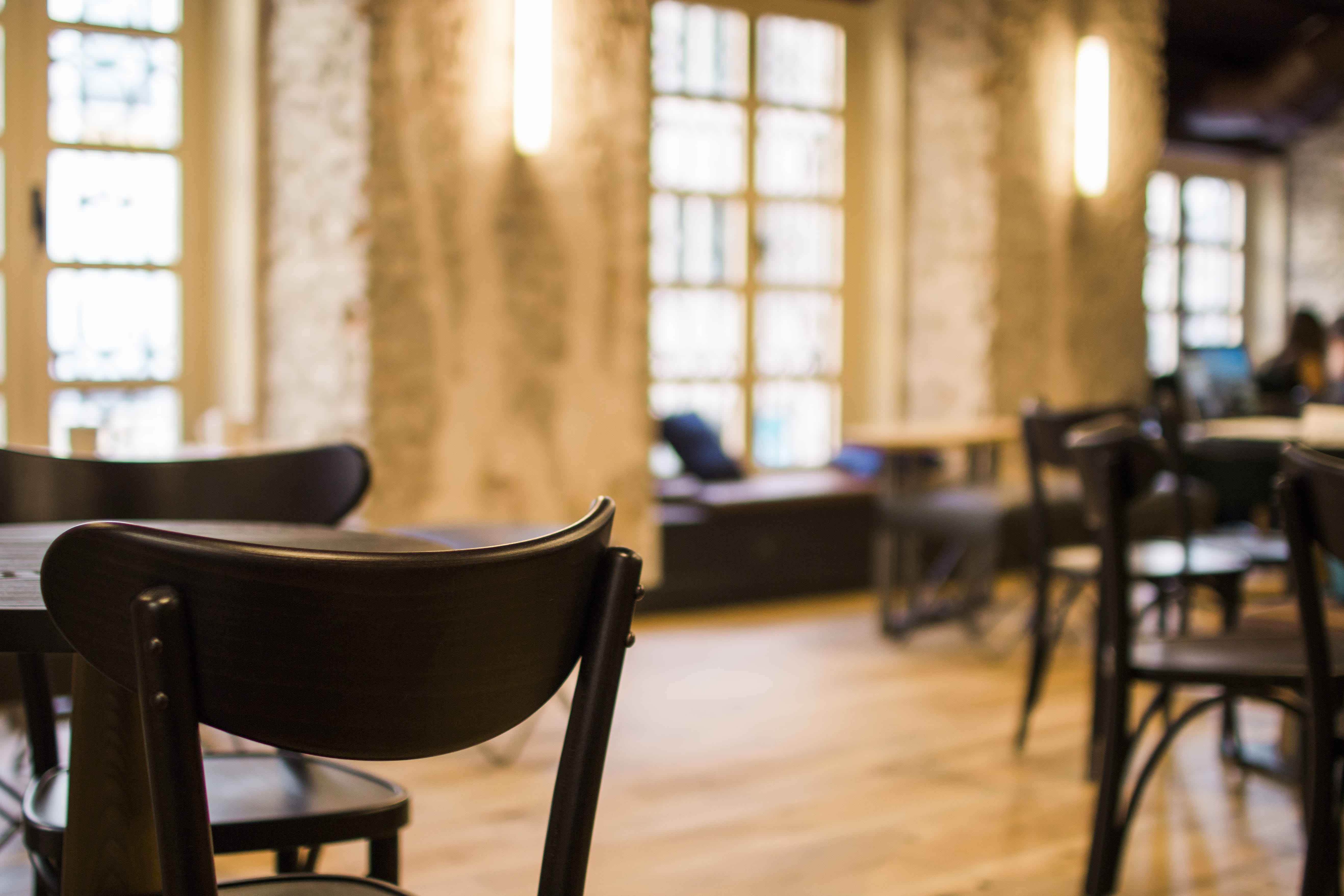 table, blurry, focus, empty, business, tiled floor, blur, indoors, school, sconce, no people, wooden tables, architecture, electric lamp, chair, domestic room, HD Wallpaper
