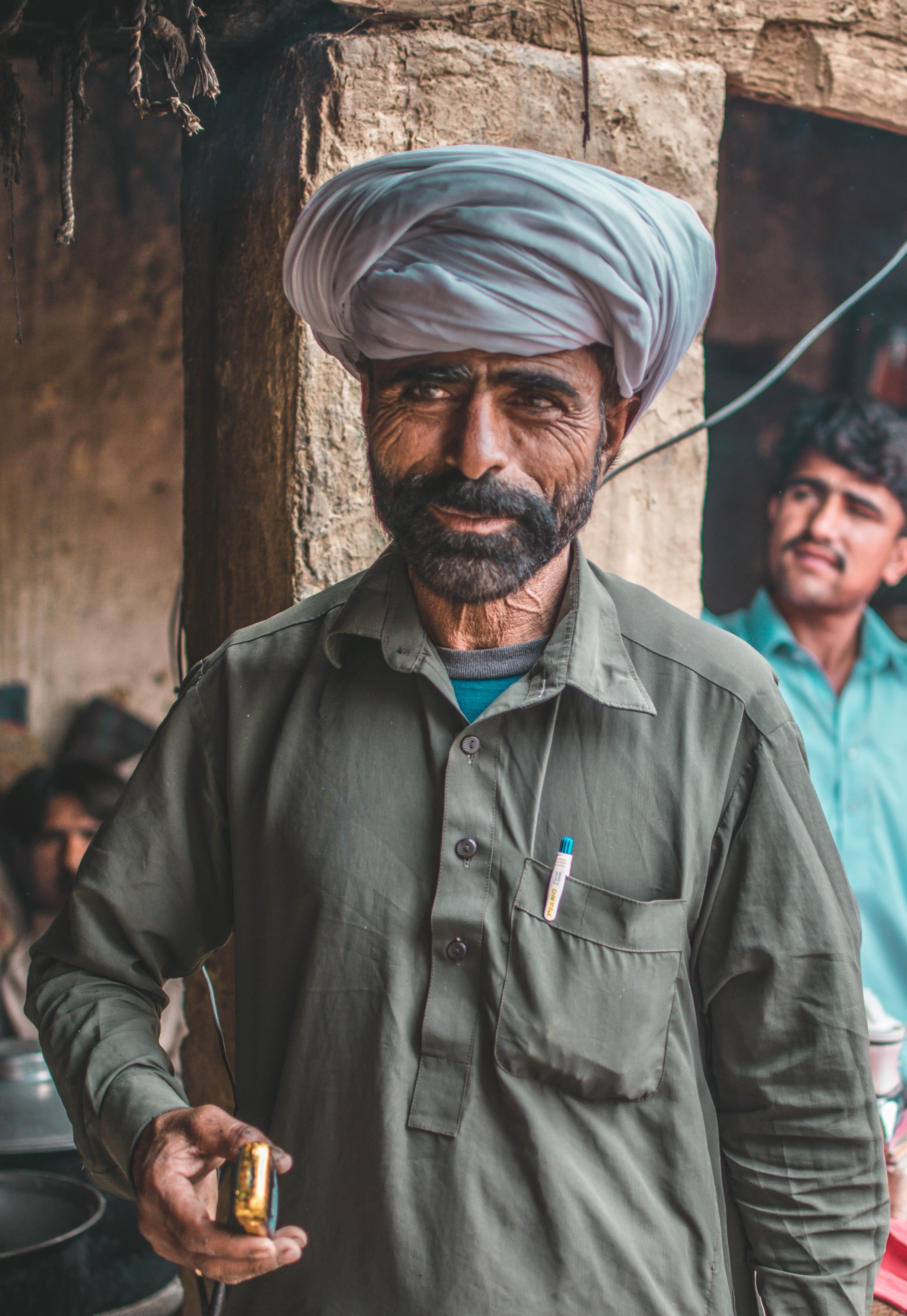 people, 4K, mature adult, man, real people, focus on foreground, balochi, lifestyles, mature men, standing, beard, men, waist up, religion, facial hair, Phone HD Wallpaper