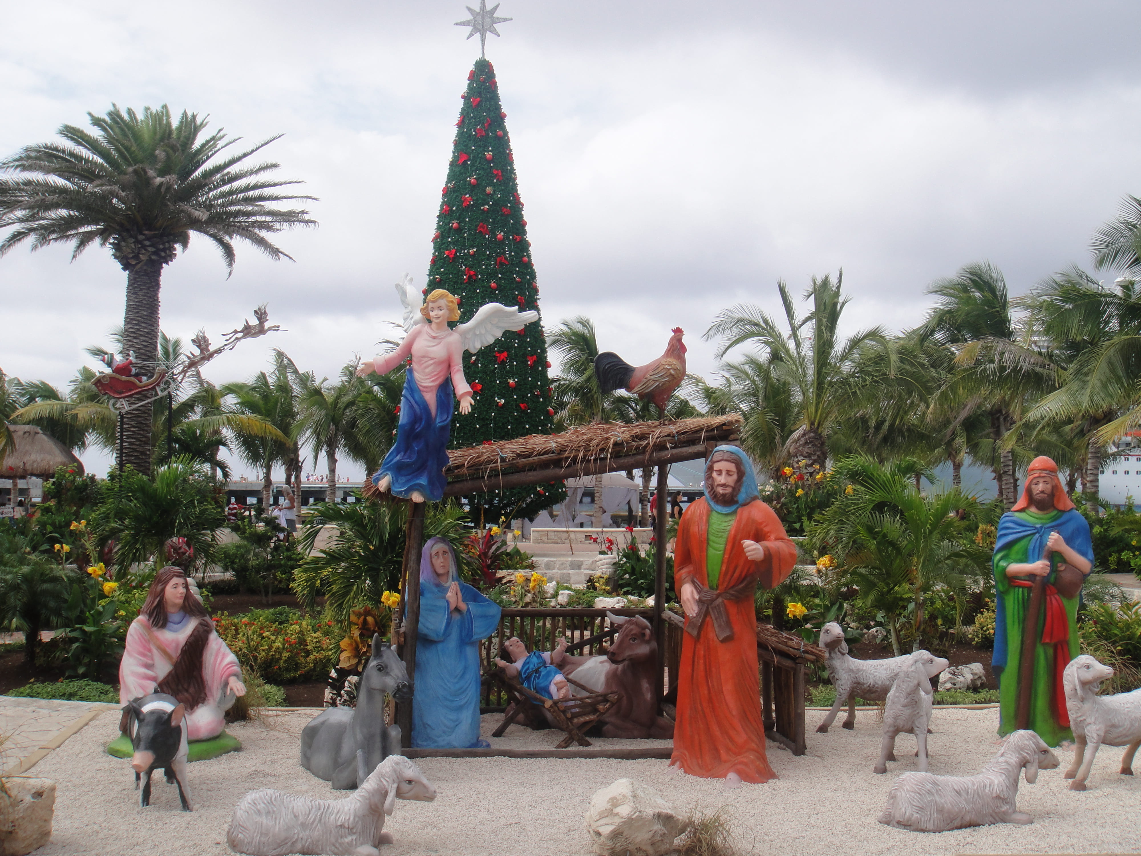 group of people, #sand, human representation, nature, architecture, statue, representation, #art, spirituality, mexico, #merrychristmas, religion, plant, HD Wallpaper
