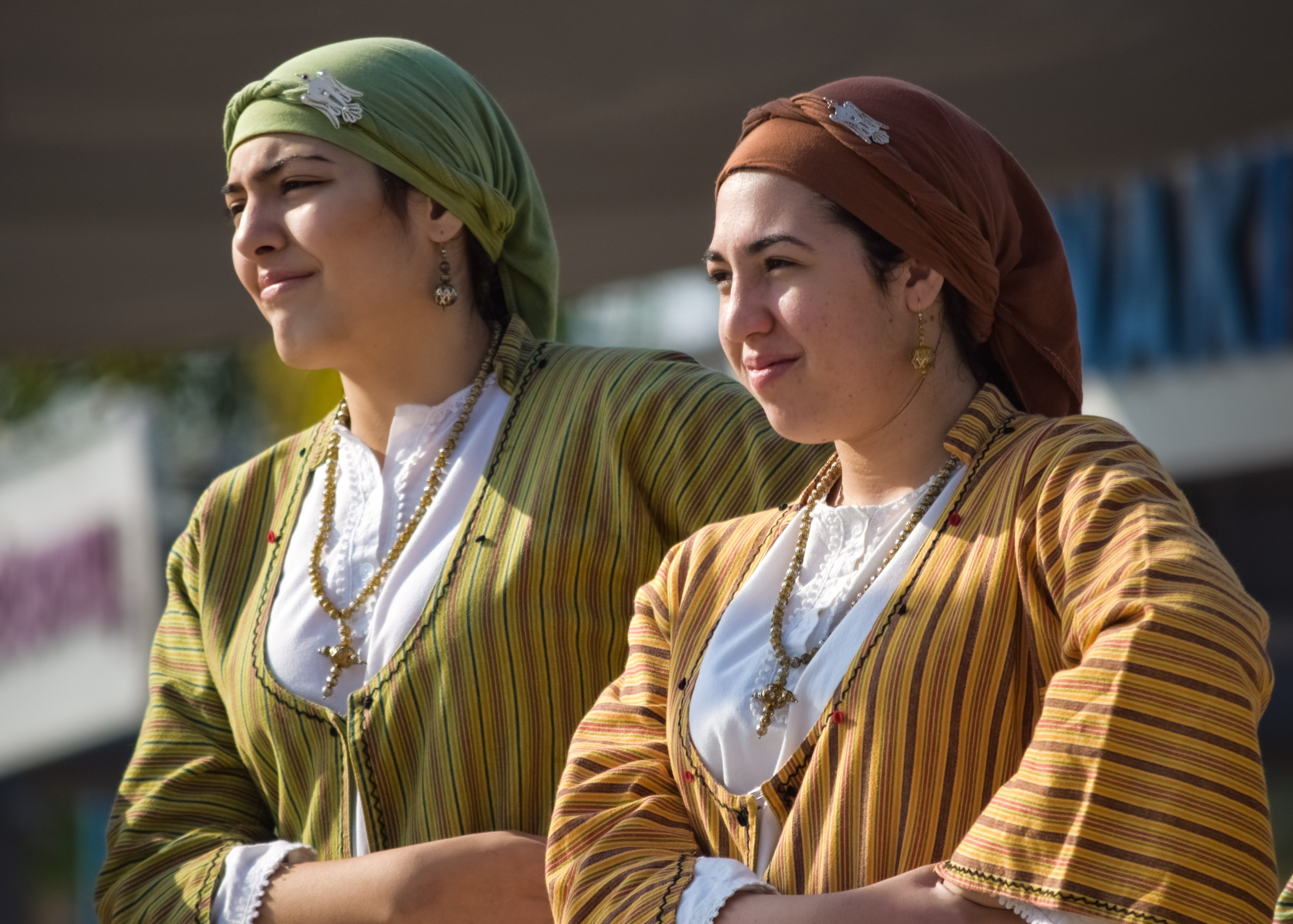 waist up, headscarf, girl, real people, young, togetherness, female, dancer, folklore, casual clothing, ethnic, two people, woman, adult, earring, front view, HD Wallpaper
