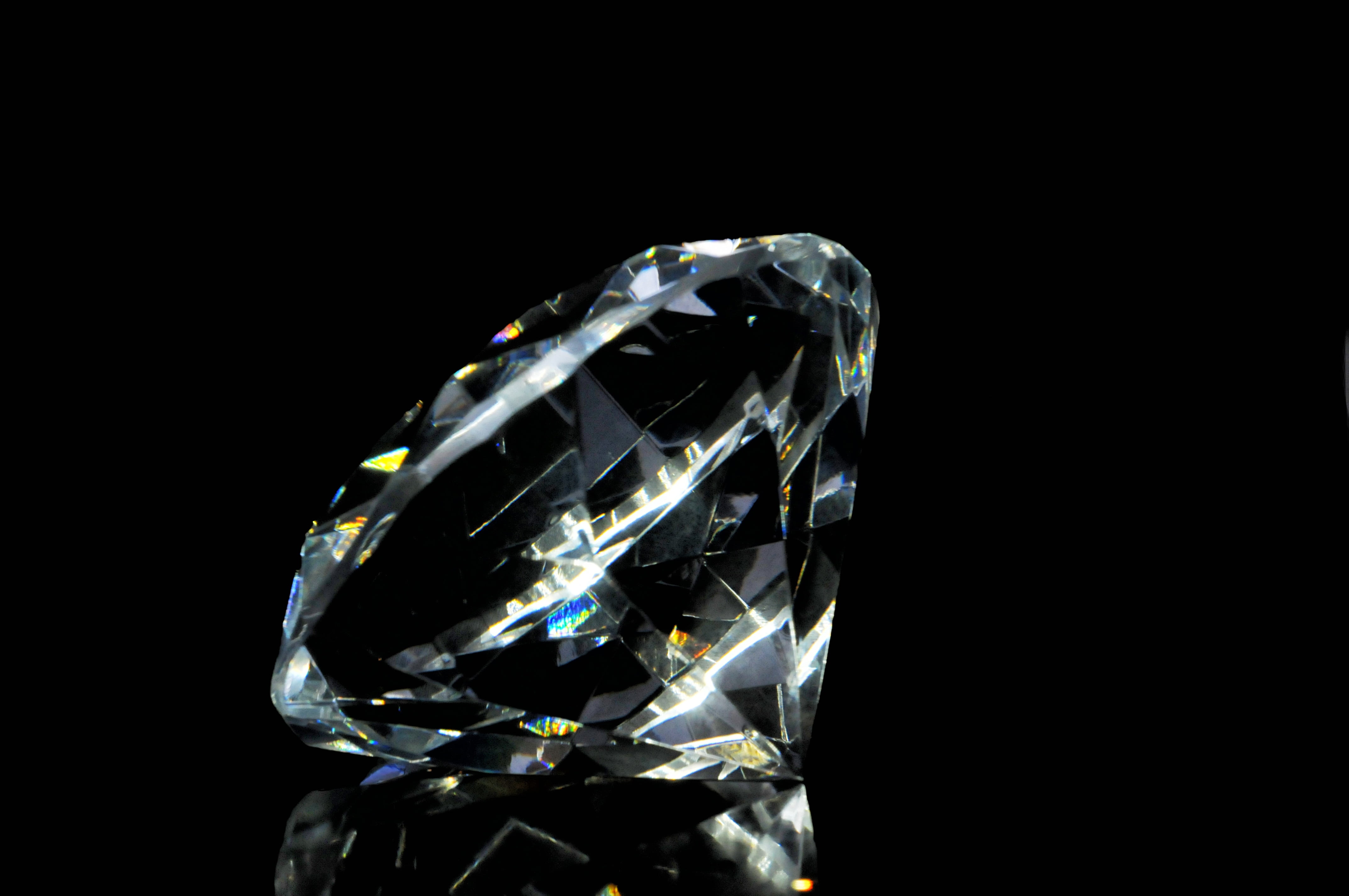 jewelry, macro, studio shot, bling bling, gemstone, mineral, black background, geology, single object, crystal, facets, precious gem, prosperity, wealth, HD Wallpaper
