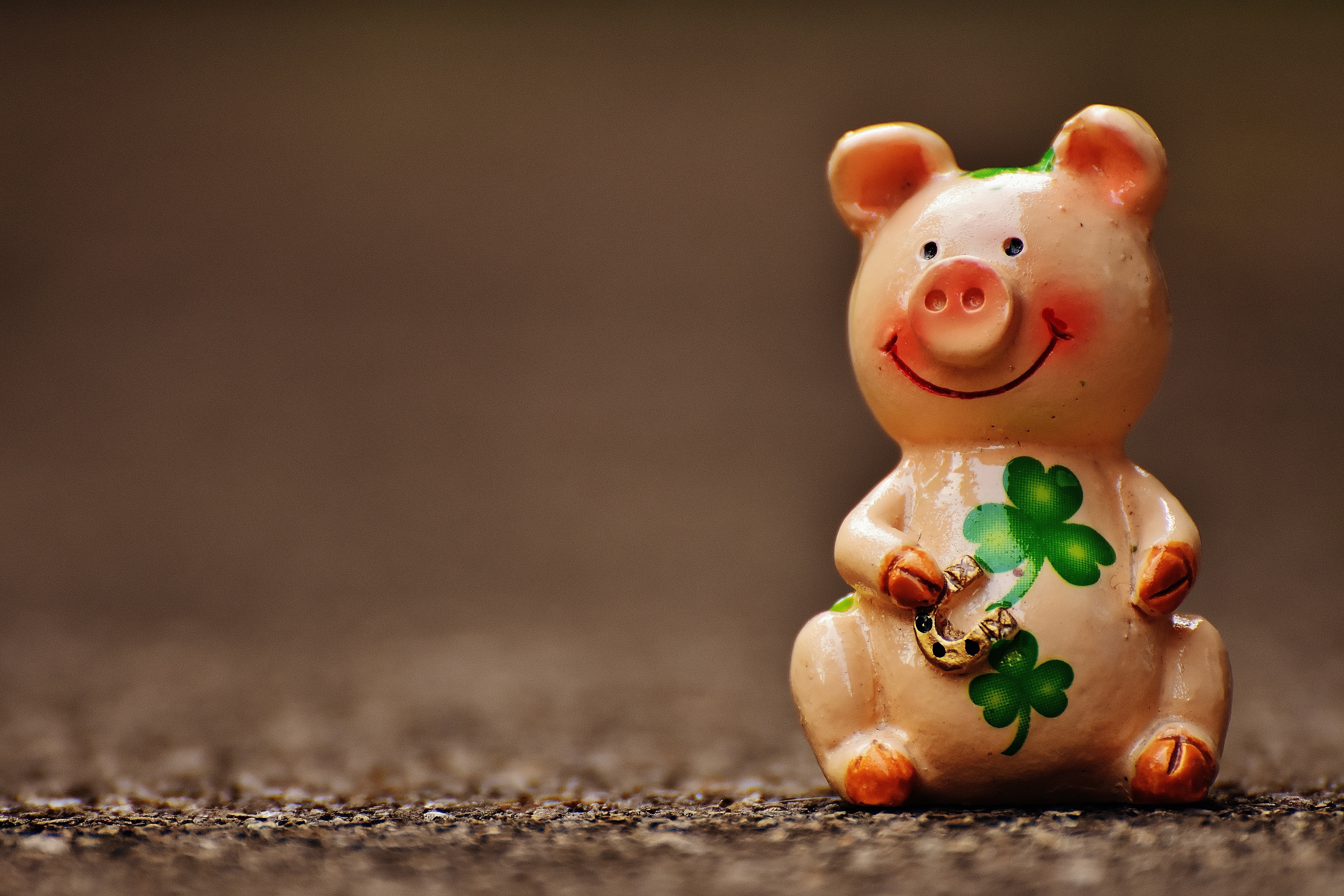 food and drink, no people, food, holiday, small, ceramic, copy space, decoration, pig, piggy bank, mammal, funny, indoors, animal, surface level, 5K, toy, HD Wallpaper