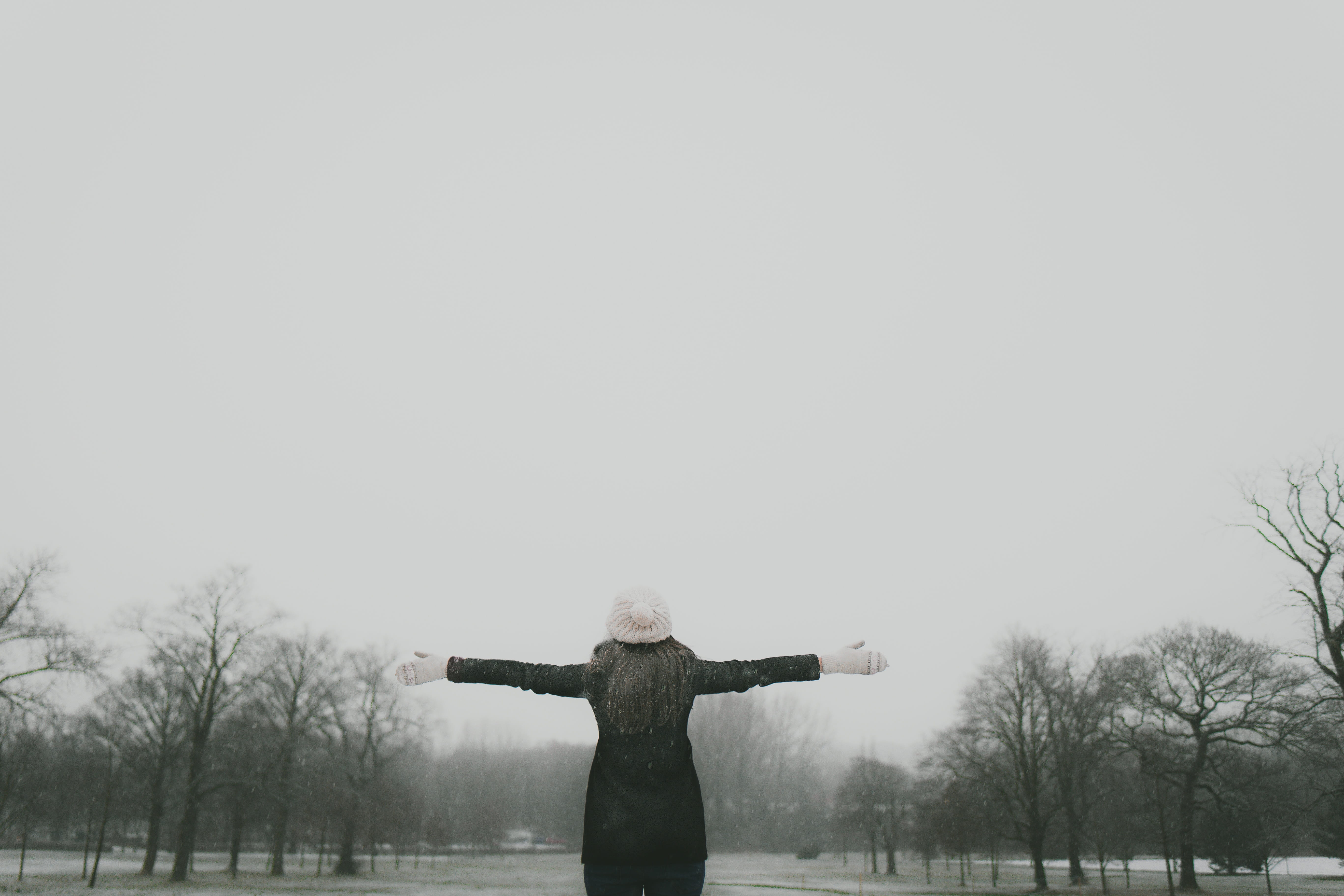 tree, gloves, white, human Age, one Person, moving Activity, ethnicity, hand, sleeved, natural Phenomenon, adults Only, time Of Day, real people, nature, HD Wallpaper