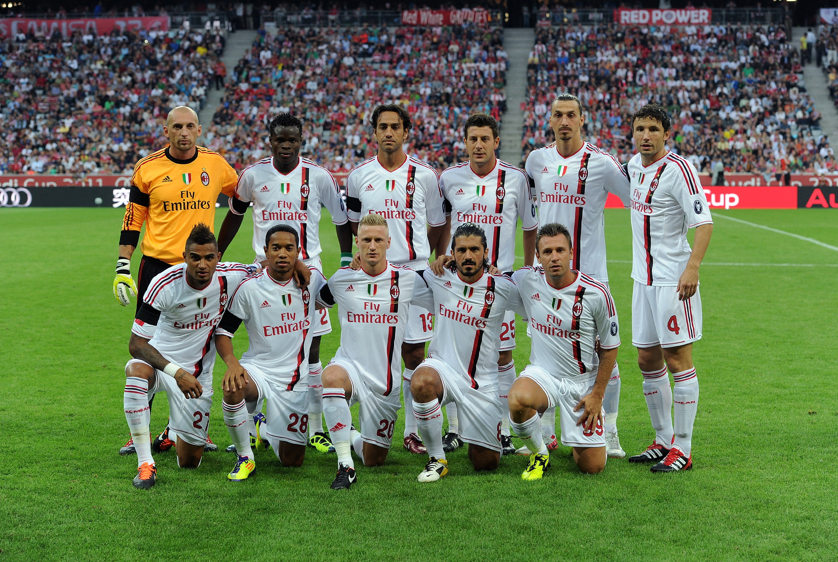 professional Sport, sports Uniform, athlete, sports Venue, males, football, grass, front view, day, red, people, winning, success, playing, HD Wallpaper