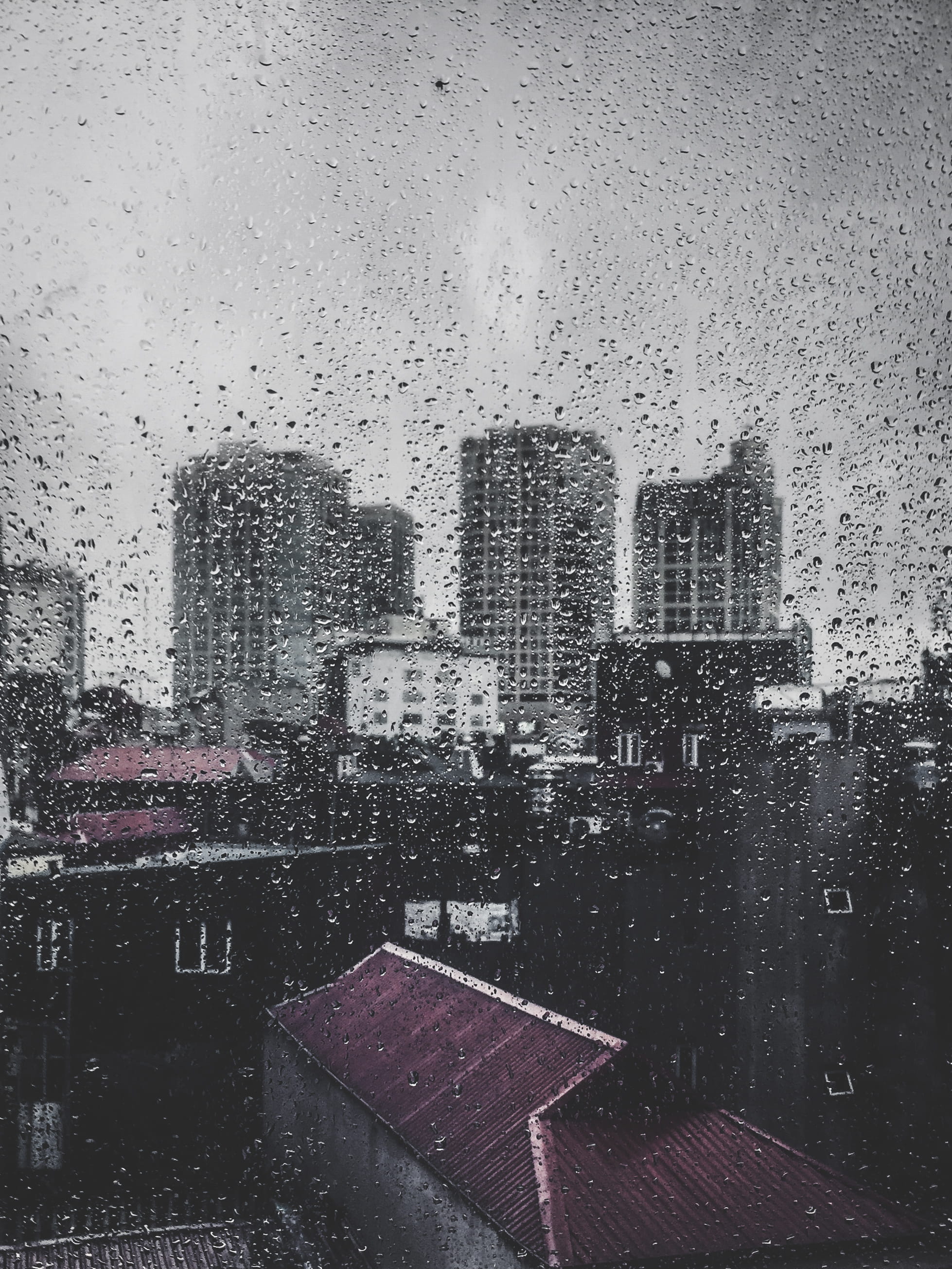 waterdrops, city, building, rain, transparent, urban, glass - material, architecture, 2K, buildings, outdoors, building exterior, day, snowing, glass, Phone HD Wallpaper