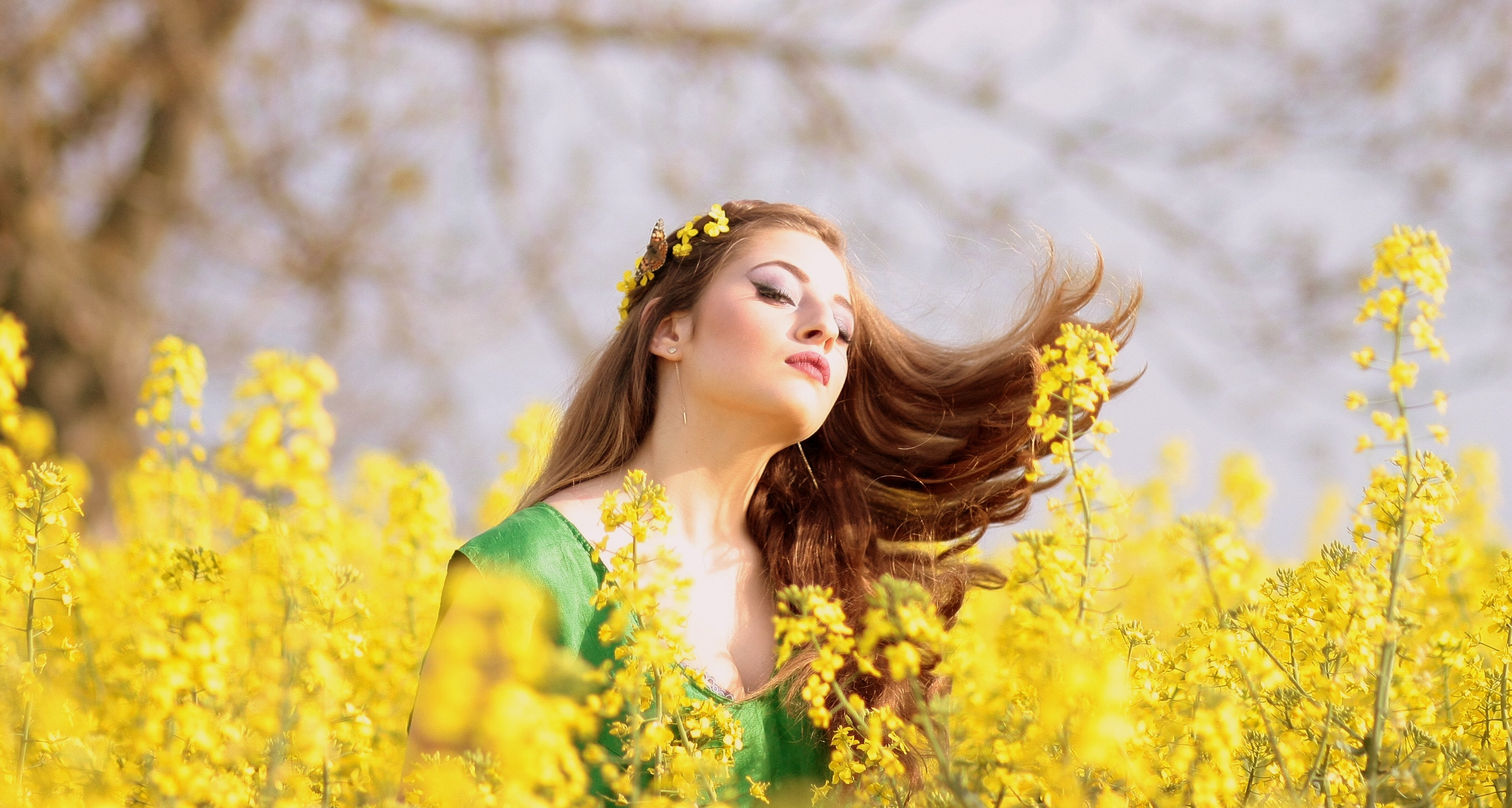 freshness, 4K, girl, springtime, flowering plant, beauty, wearing, hair, field, outdoors, headpiece, petaled, adult, young adult, long hair, portrait, HD Wallpaper