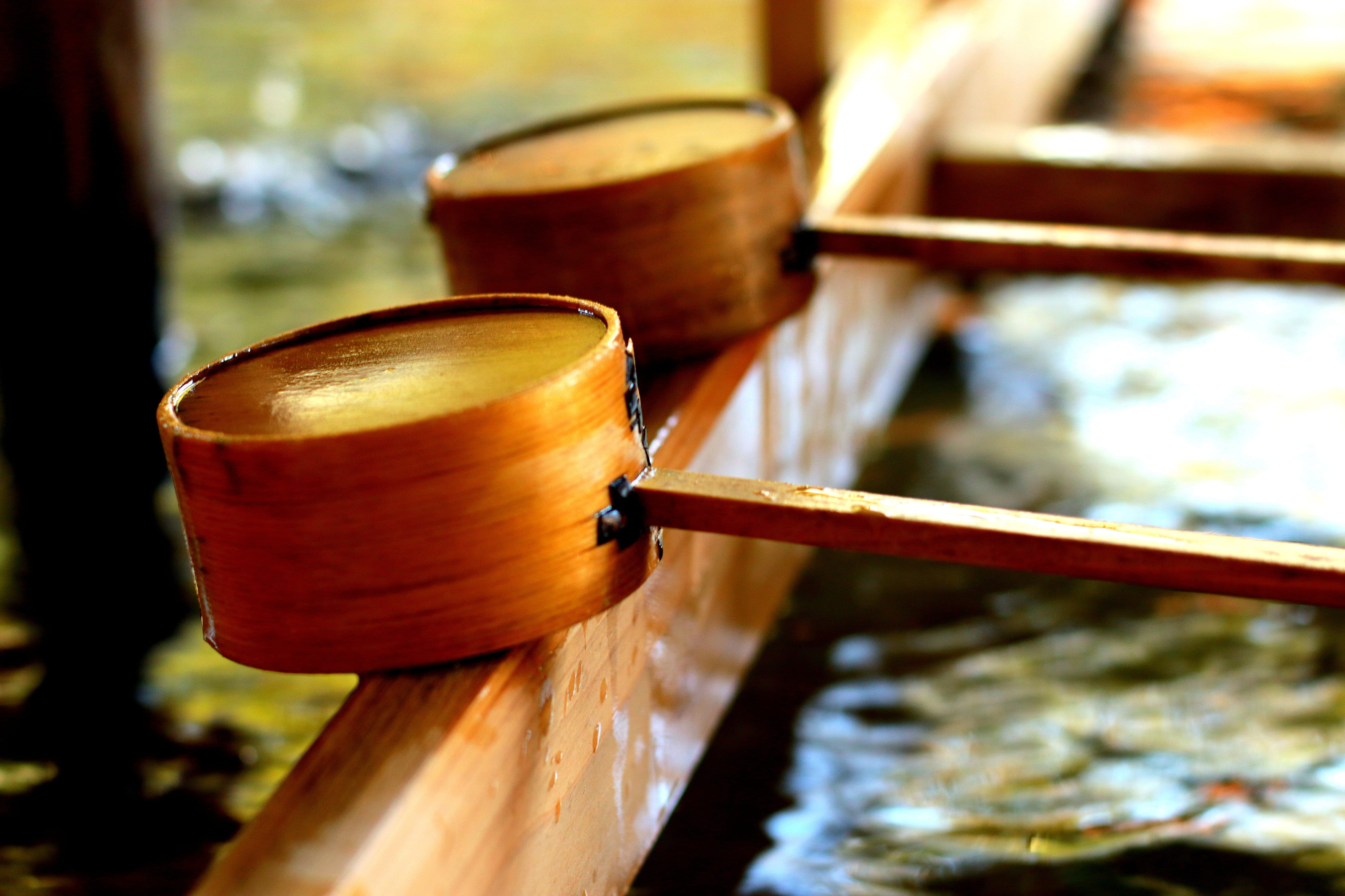 bamboo - material, wood, Water, Drink, no people, freshness, art and craft, shrine, cup, indoors, close-up, paintbrush, selective focus, purification, water, HD Wallpaper