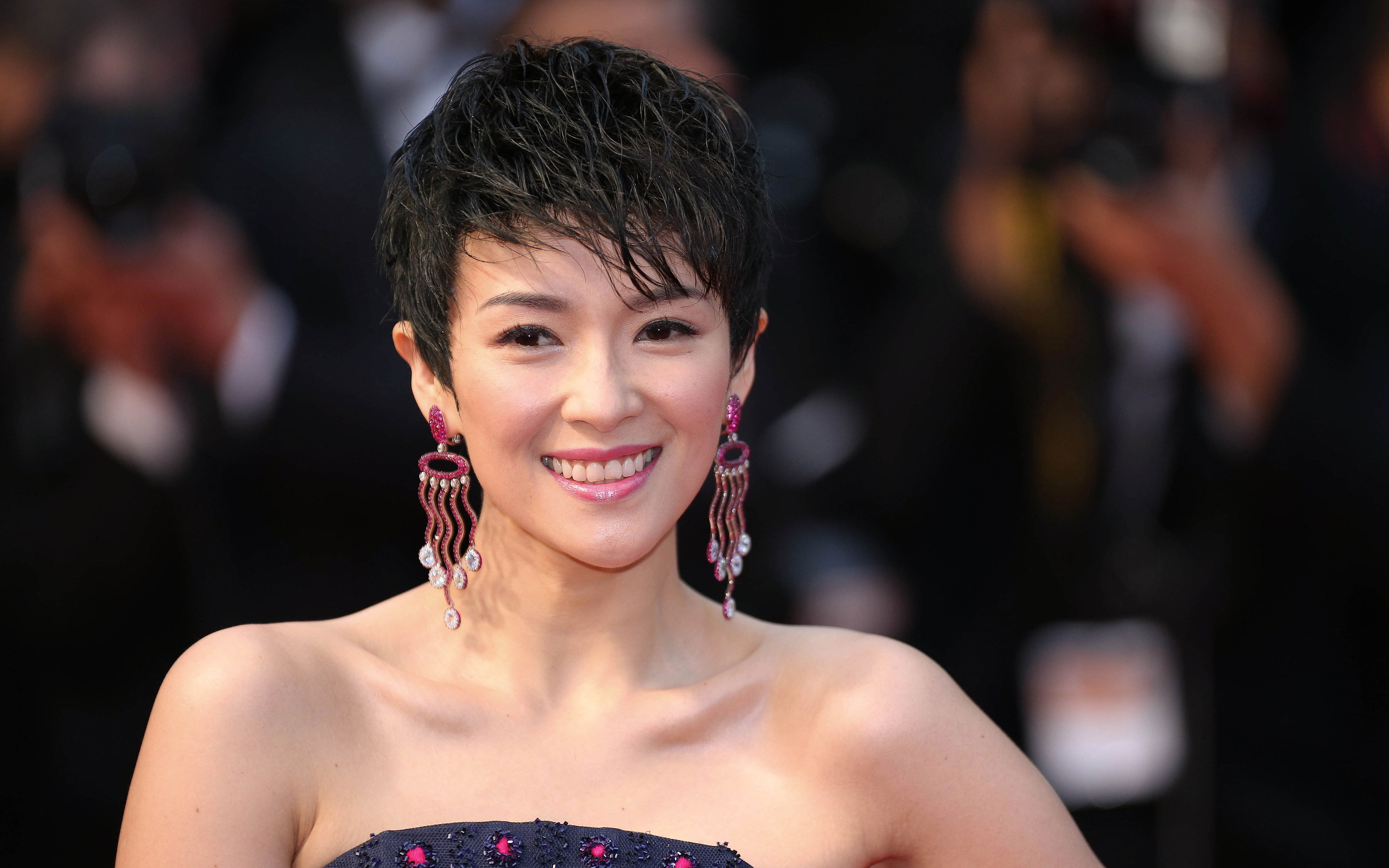 hairstyle, zhang ziyi, beautiful woman, strapless, one person, focus on foreground, young adult, looking at camera, fashion, front view, portrait, hair, HD Wallpaper