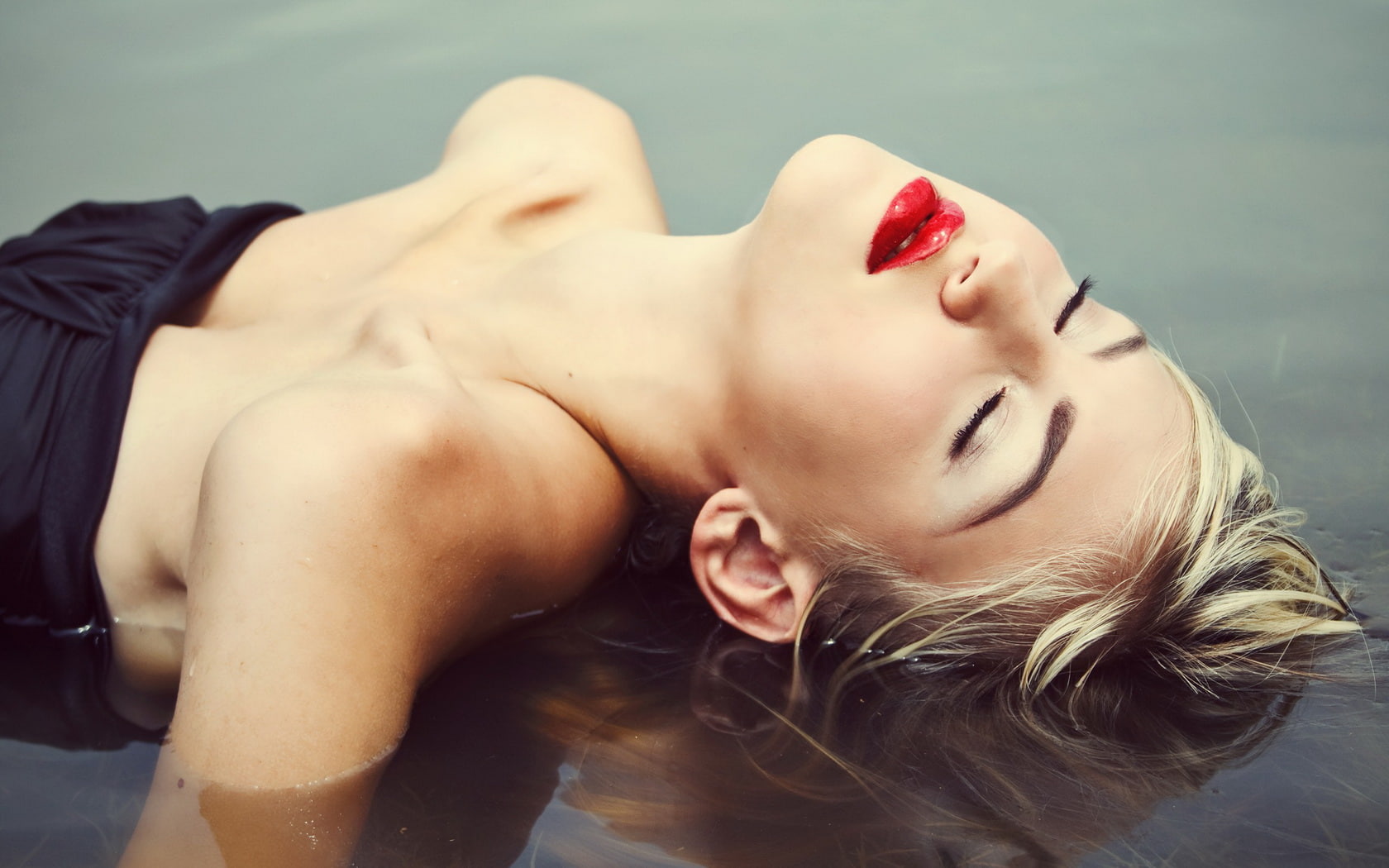 face, red, beautyful, water, girl, woman, 720P, blonde, lips, HD Wallpaper