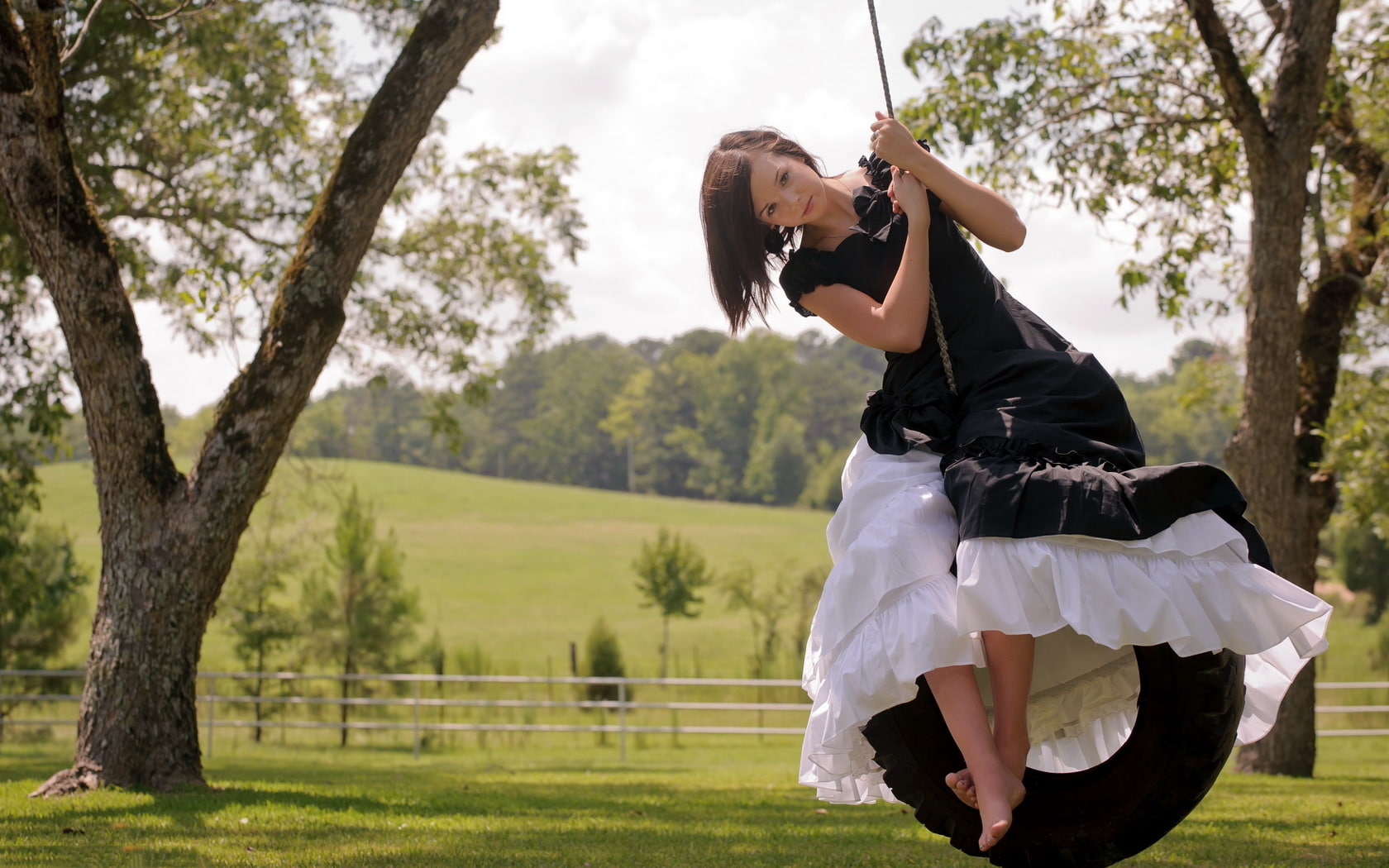 720P, brunette, beautyful, situations, swing, girl, HD Wallpaper