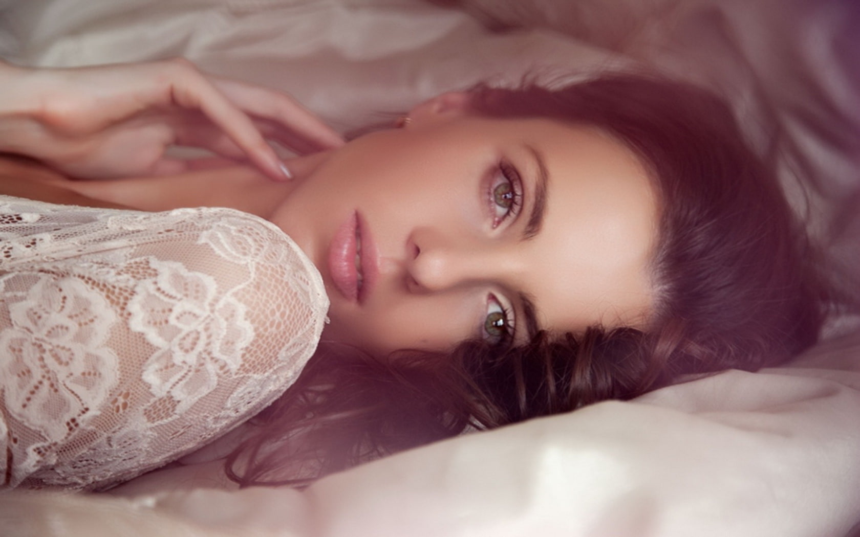 woman, 720P, beautyful, blue, lying, brunette, girl, eyes, HD Wallpaper