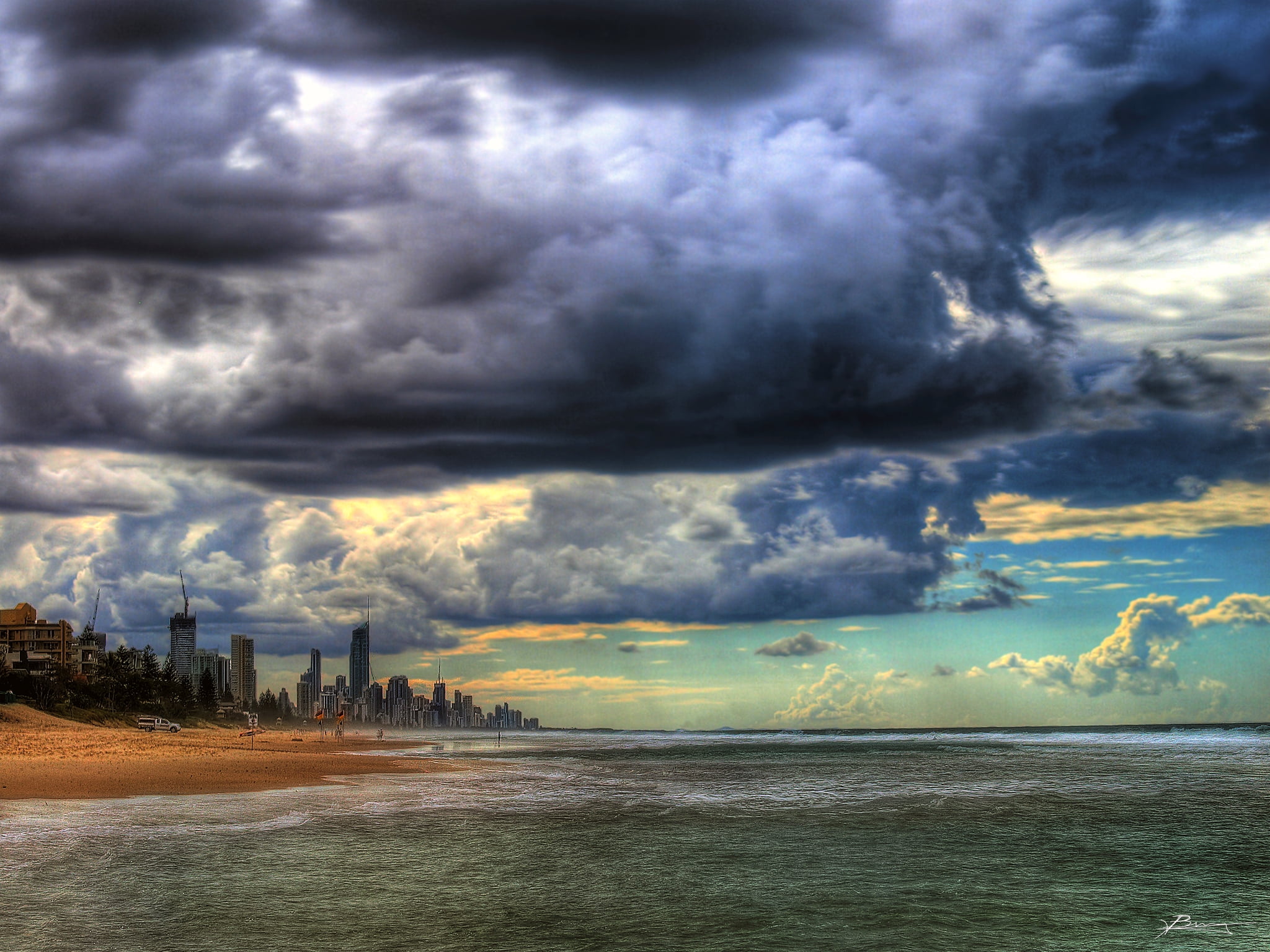 surfers paradise, beach  sand, dex, cumulonimbus, down under, city, menacing, nature, pacific  ocean, sky, famous Place, sunset, cloud - Sky, tourism, sunshine state, HD Wallpaper