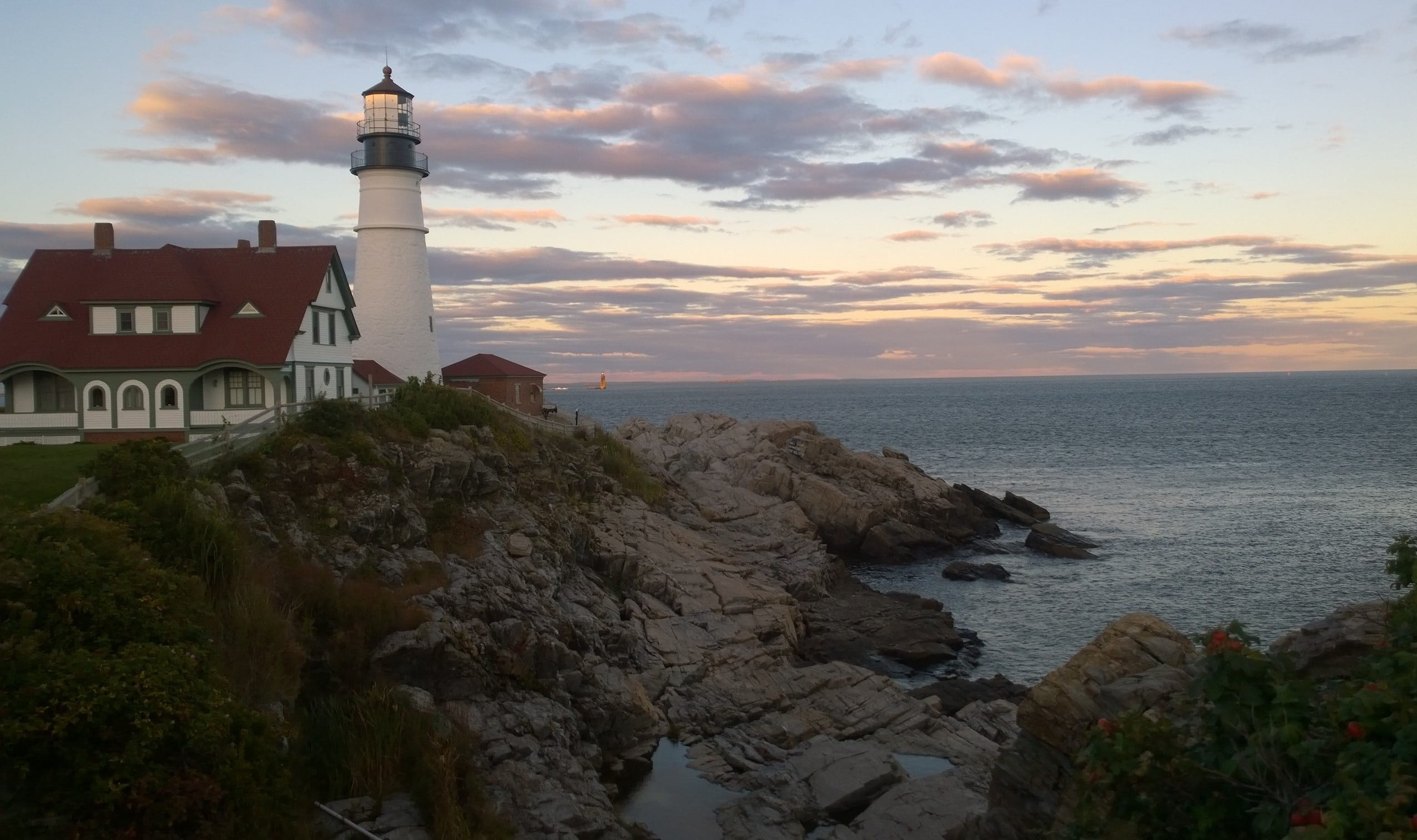 cloud - sky, sunset, guidance, architecture, 1080P, solid, seashore, lighthouse, outdoors, tower, beauty in nature, water, scenics - nature, direction, HD Wallpaper